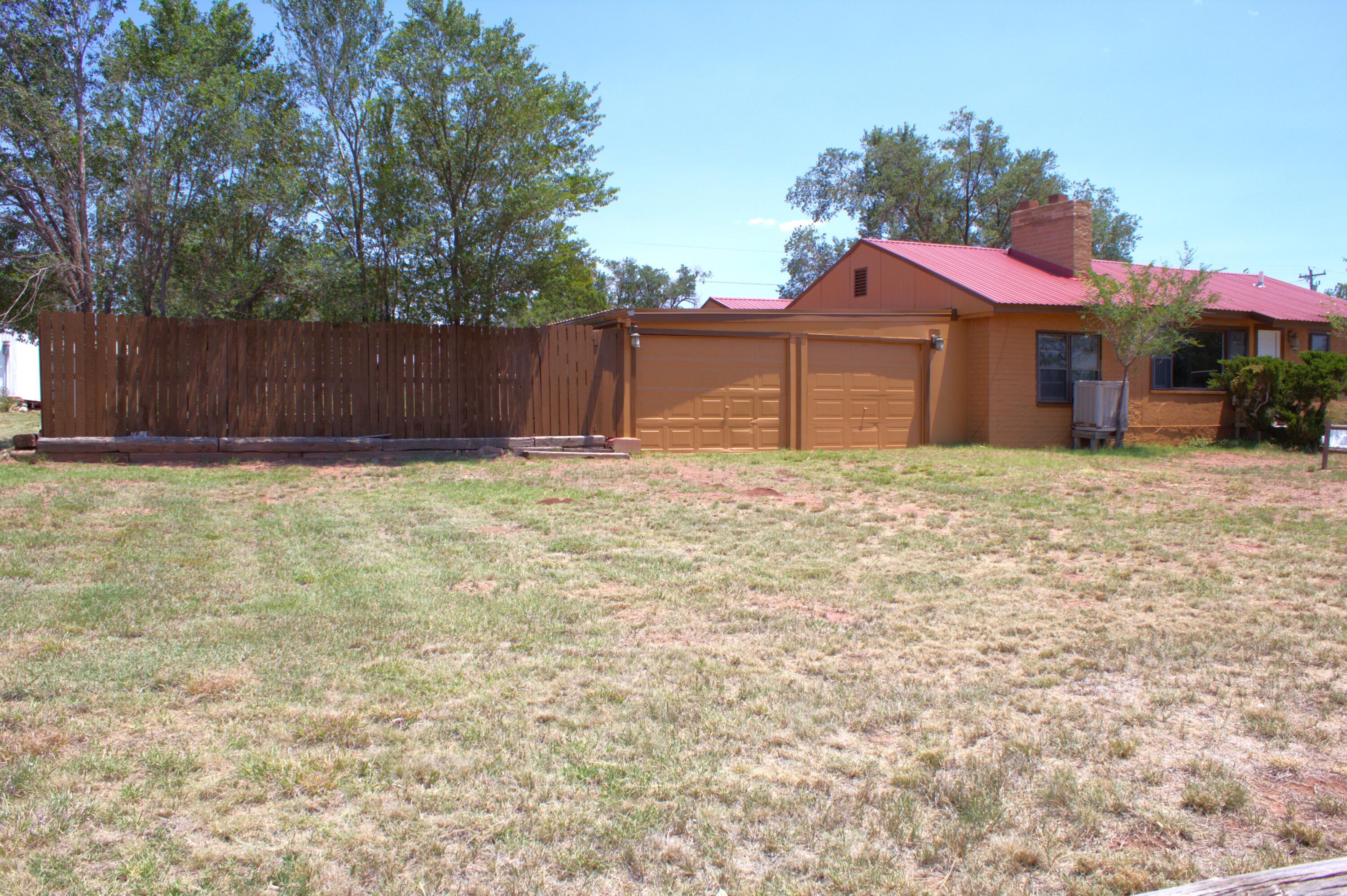 121 Yucca