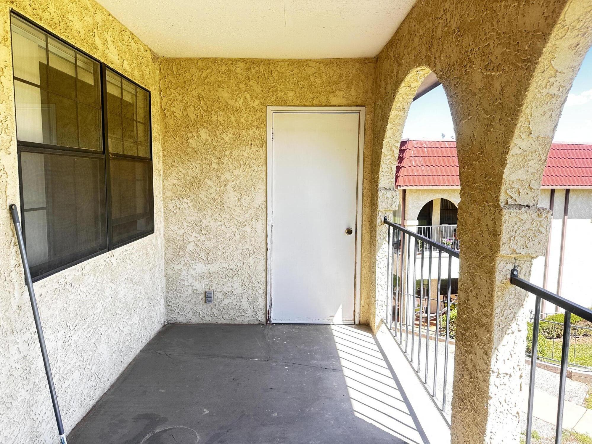 Photo 3 — 819 Country Club Drive SE APT 2B