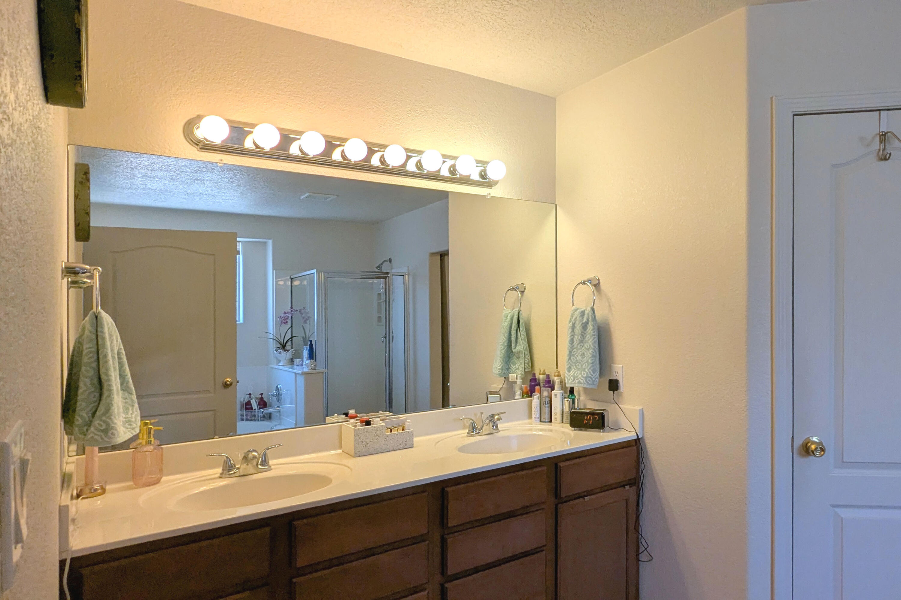 Photo 11 — 8023 Sand Springs Road NW