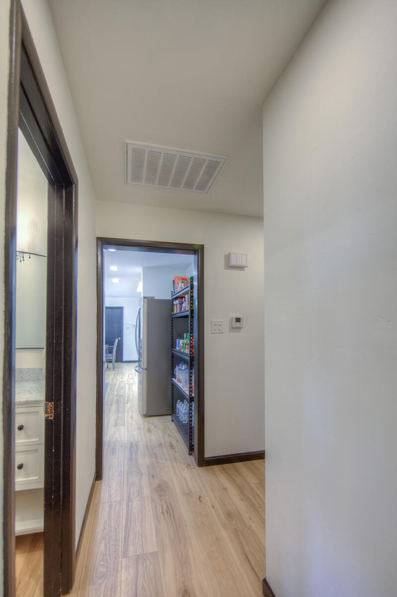 Photo 14 — 6853 Mossman Place NE