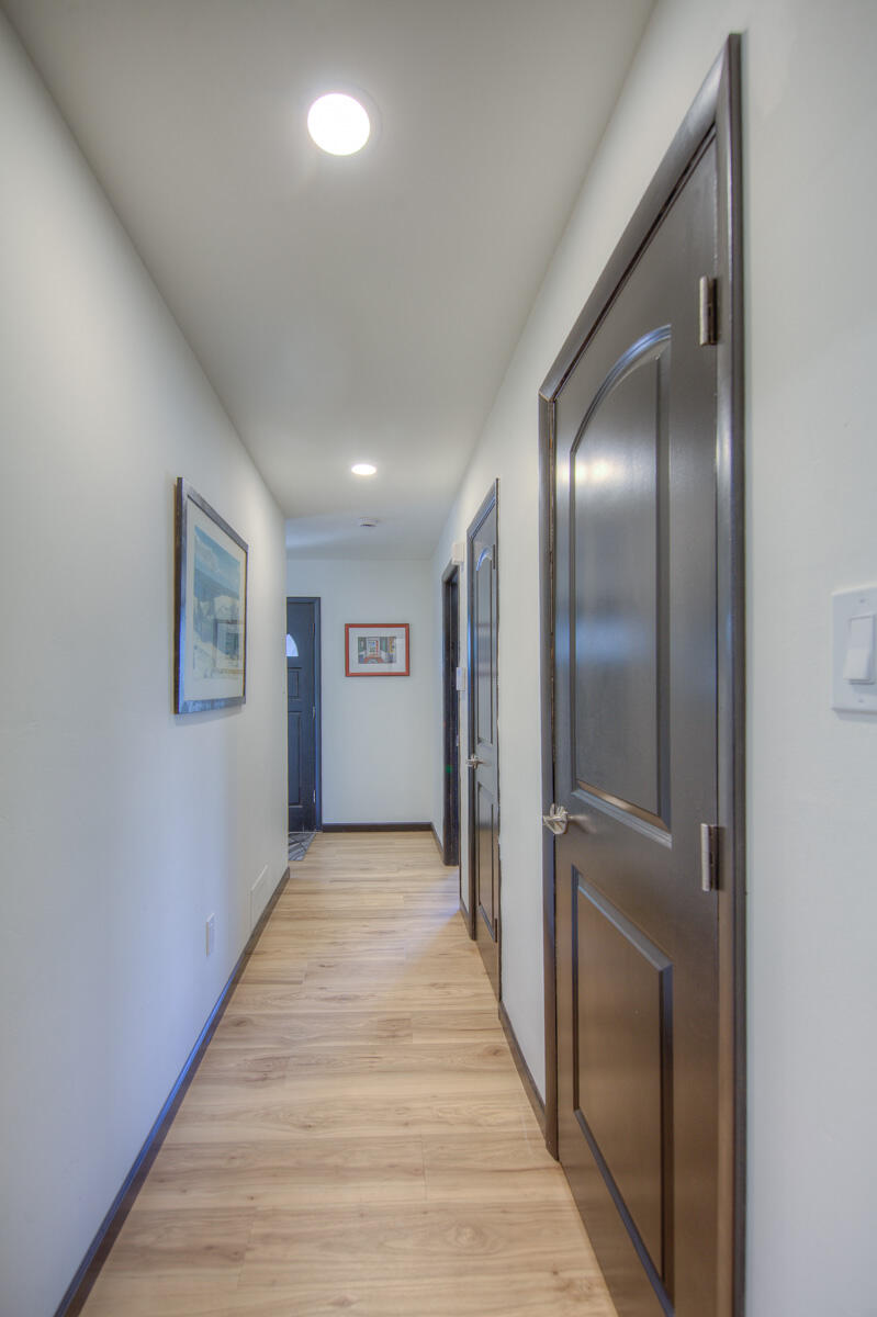 Photo 13 — 6853 Mossman Place NE