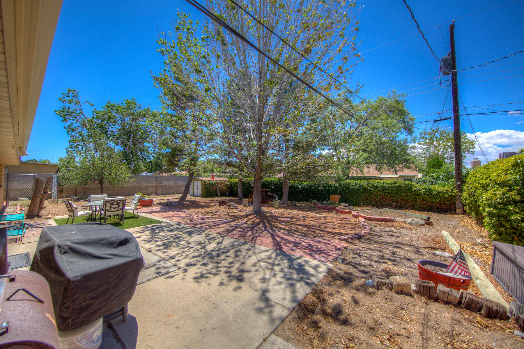 Photo 7 — 6853 Mossman Place NE
