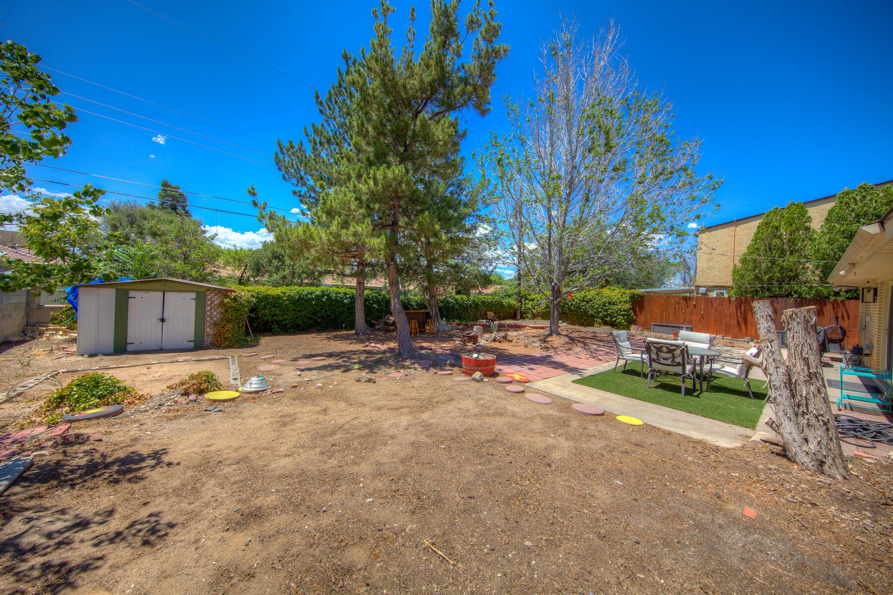 Photo 2 — 6853 Mossman Place NE