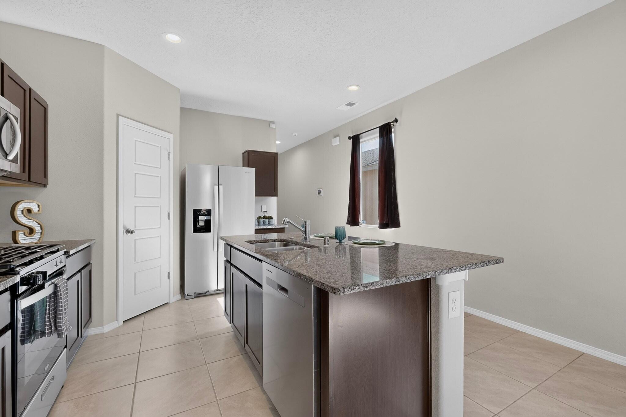 Photo 14 — 10704 Hopewell Lane SW