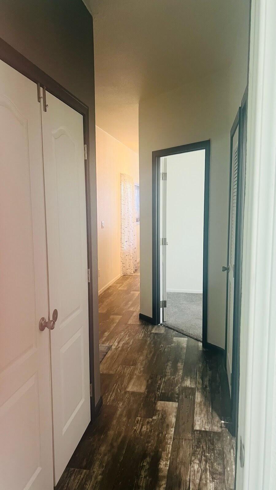 Photo 14 — 583 Elk Drive SE