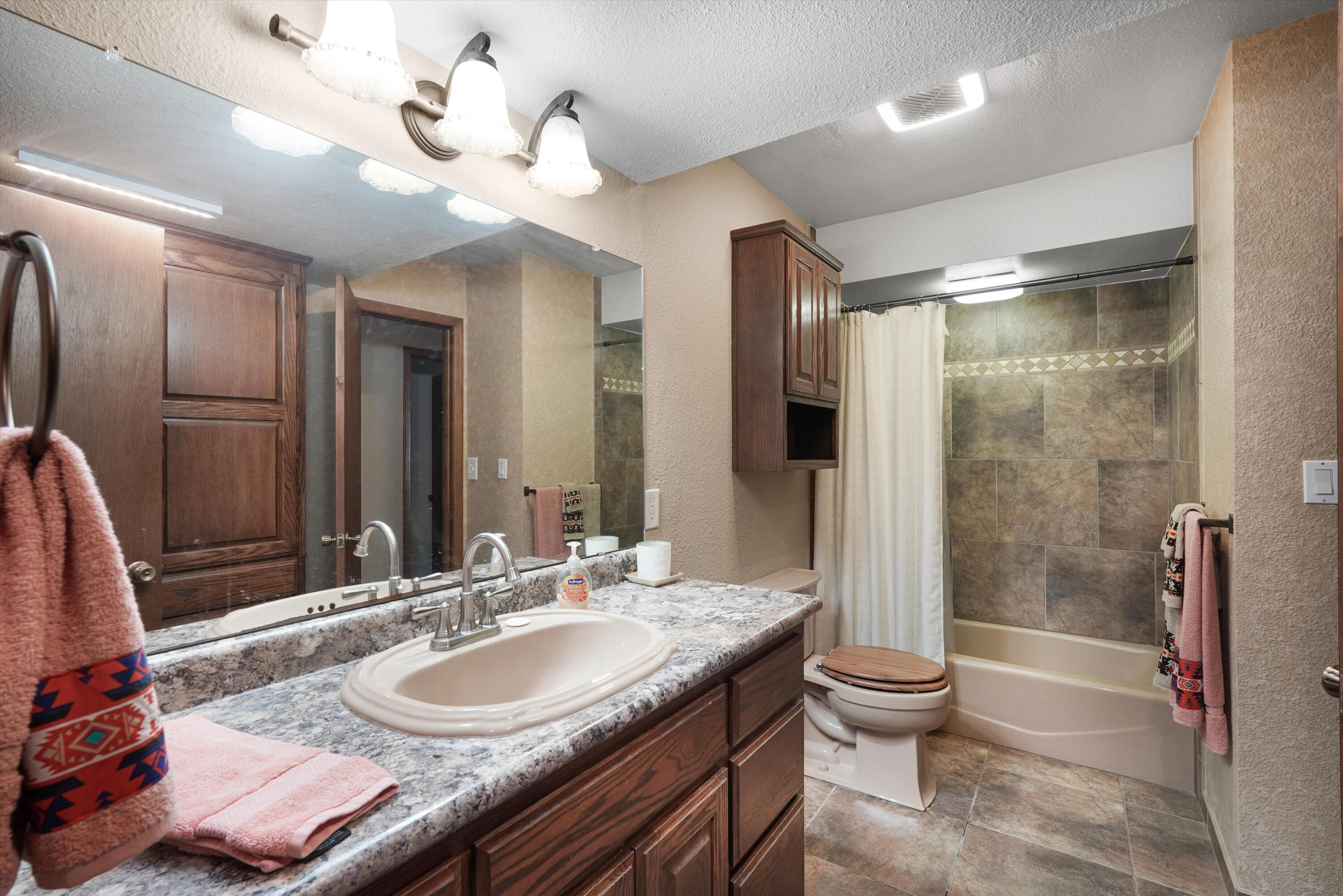 Photo 5 — 3507 Saint Andrews Drive SE