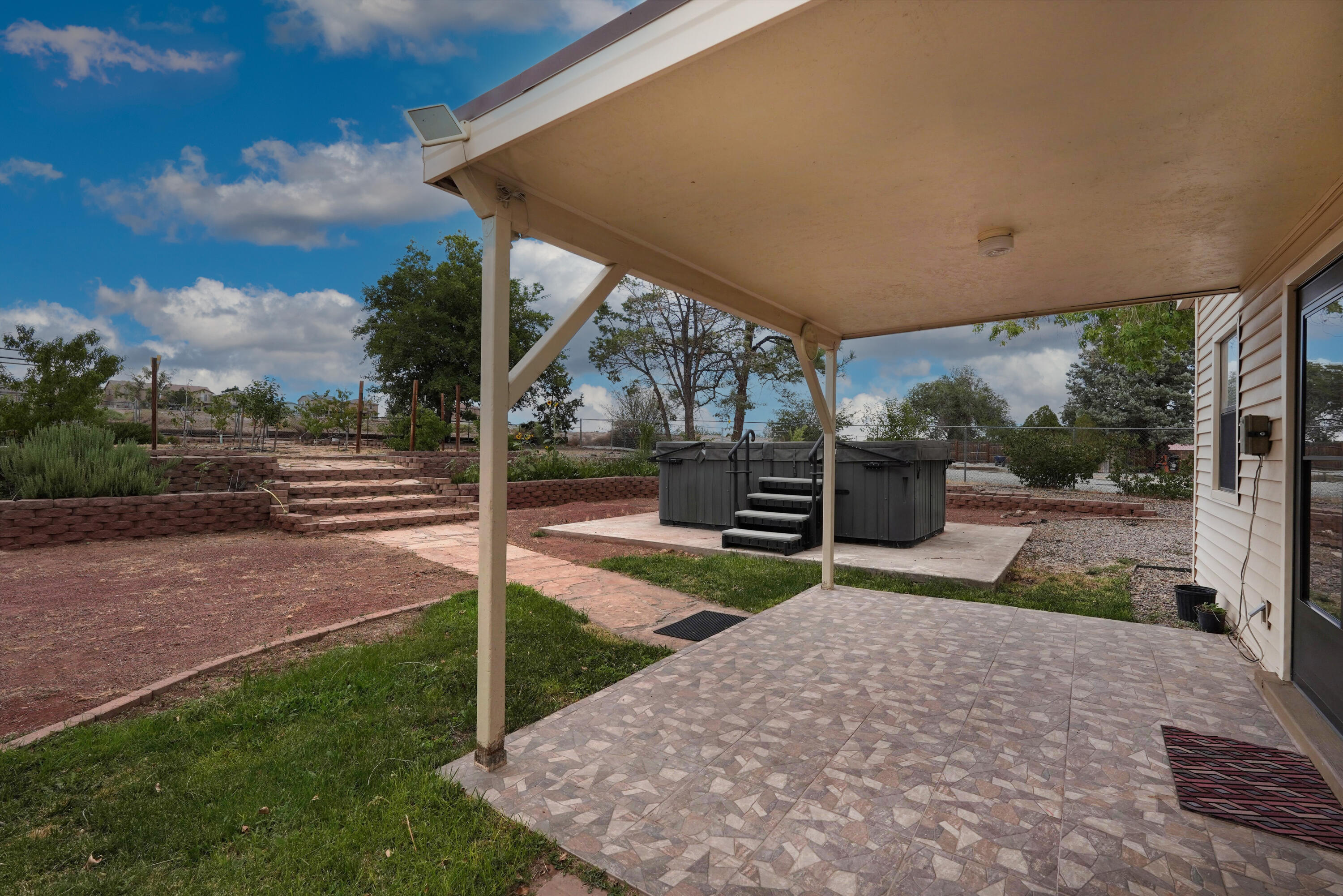 Photo 6 — 3507 Saint Andrews Drive SE