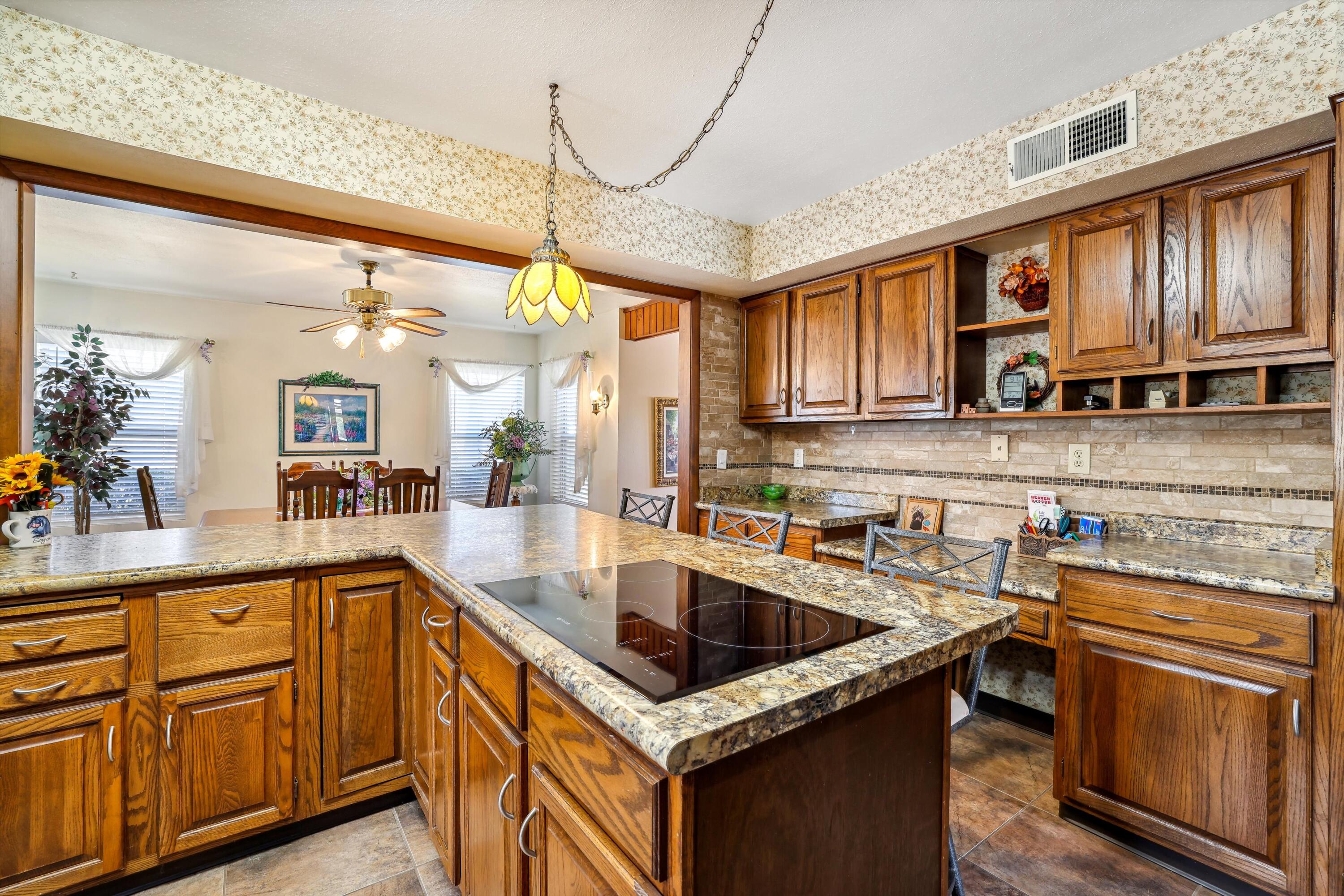 Photo 20 — 3507 Saint Andrews Drive SE