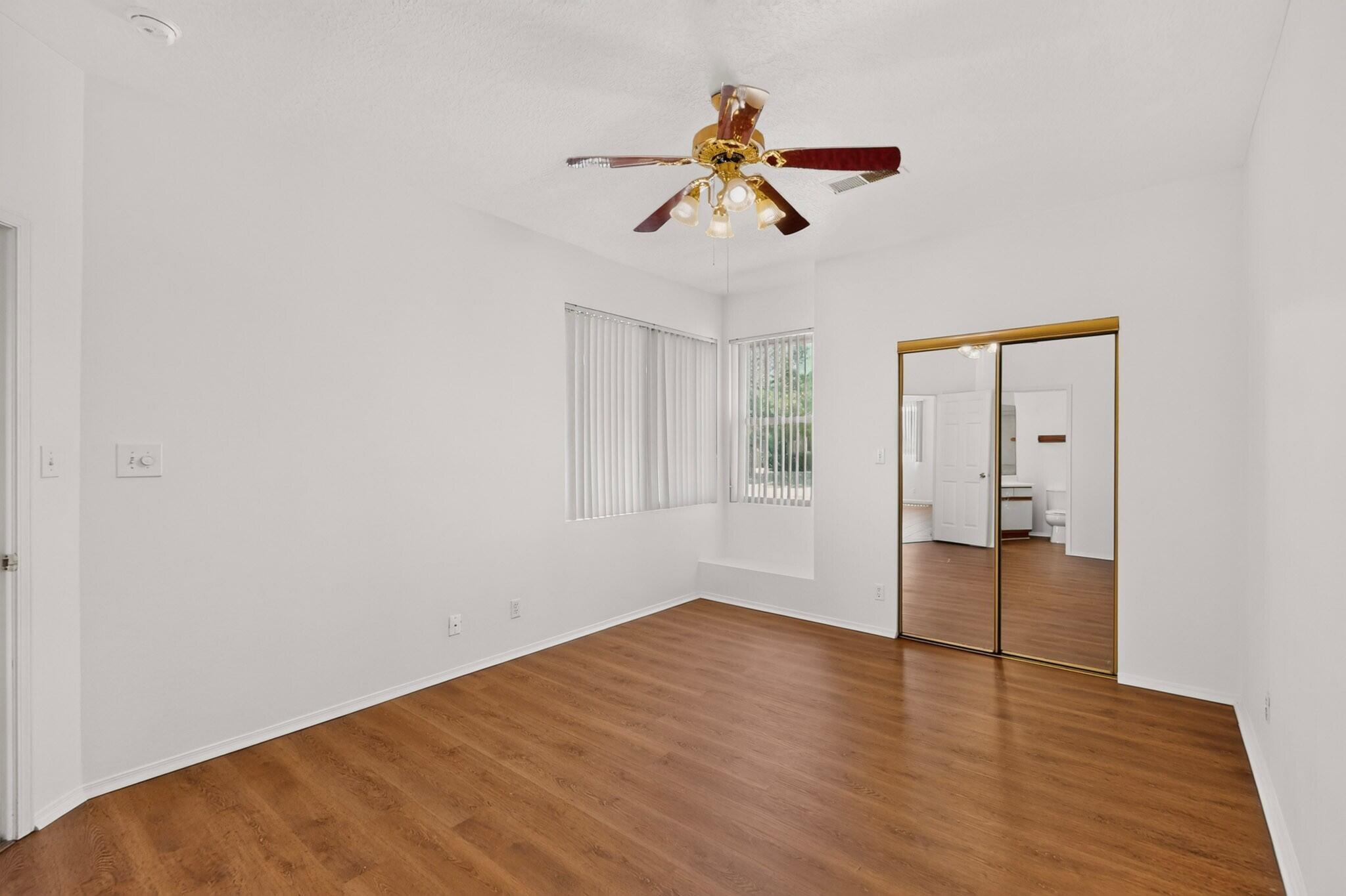 Photo 12 — 1729 Strawberry Drive NE