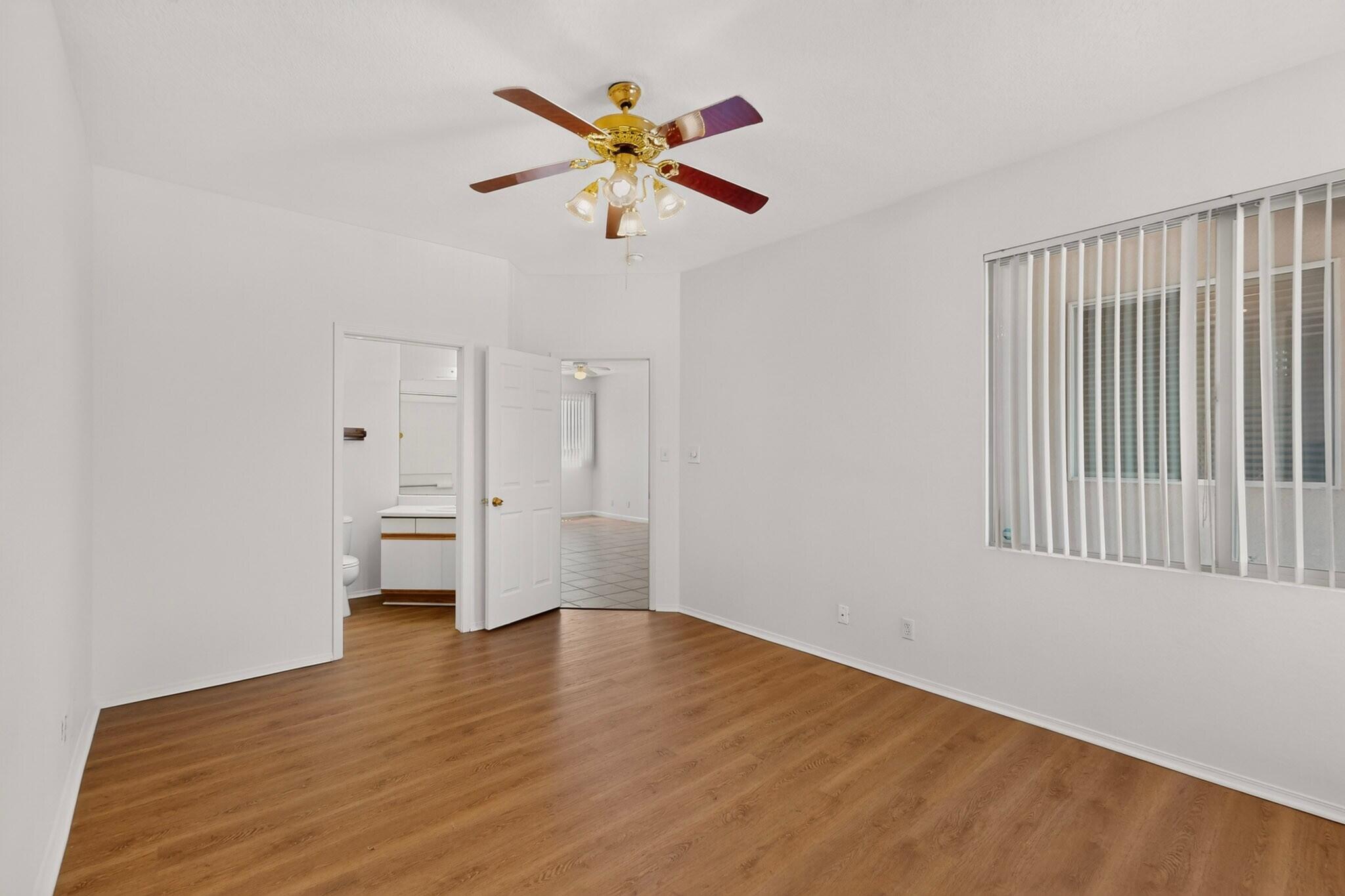 Photo 14 — 1729 Strawberry Drive NE