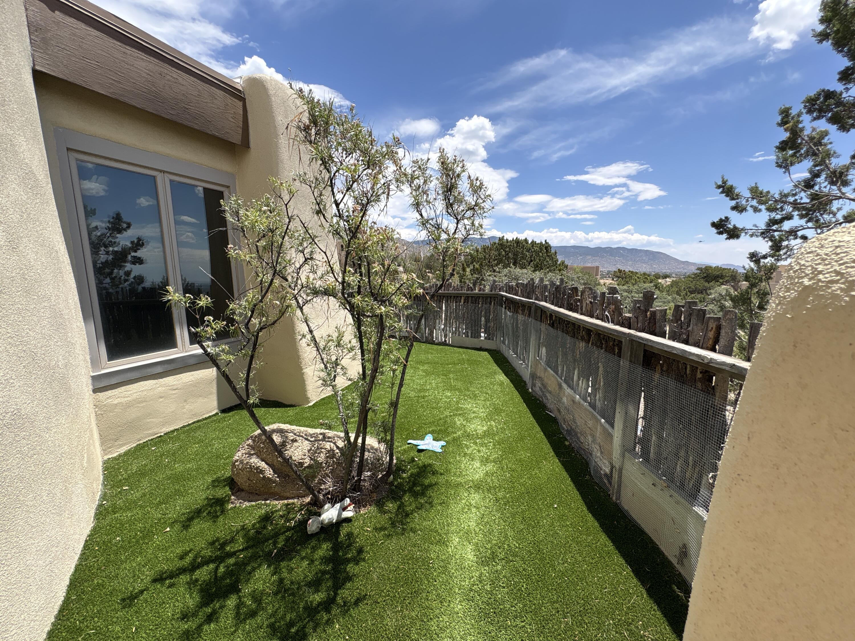 Photo 2 — 218 Spring Creek Lane NE