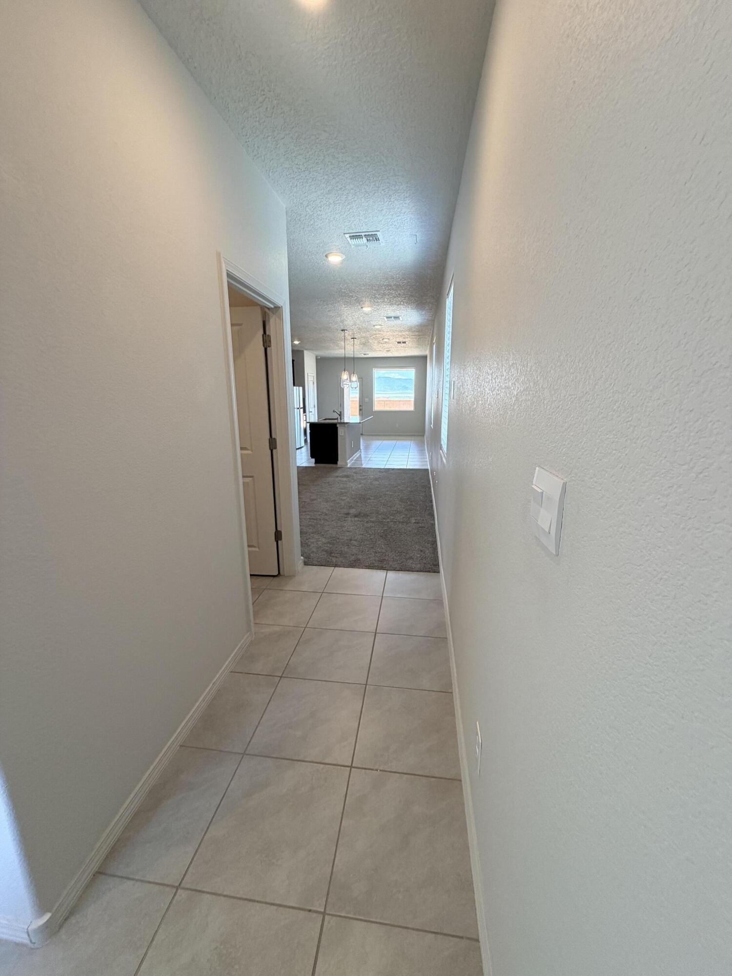 Photo 7 — 1502 Calle Oeste NW