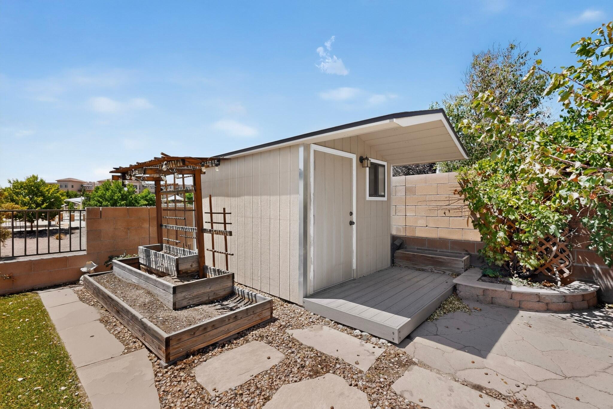 Photo 11 — 2144 Violeta Circle SE