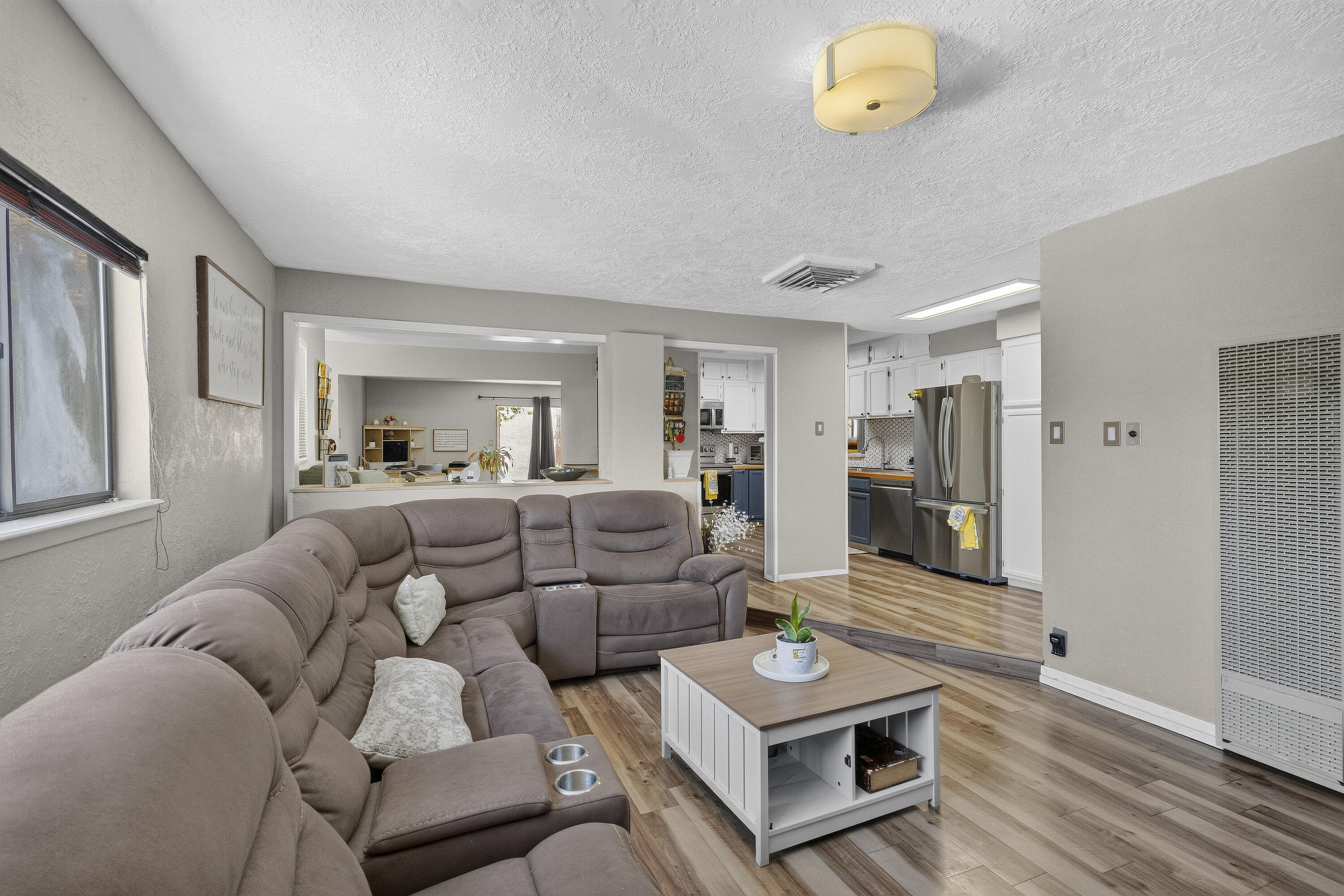 Photo 7 — 4004 Van Buren Street NE