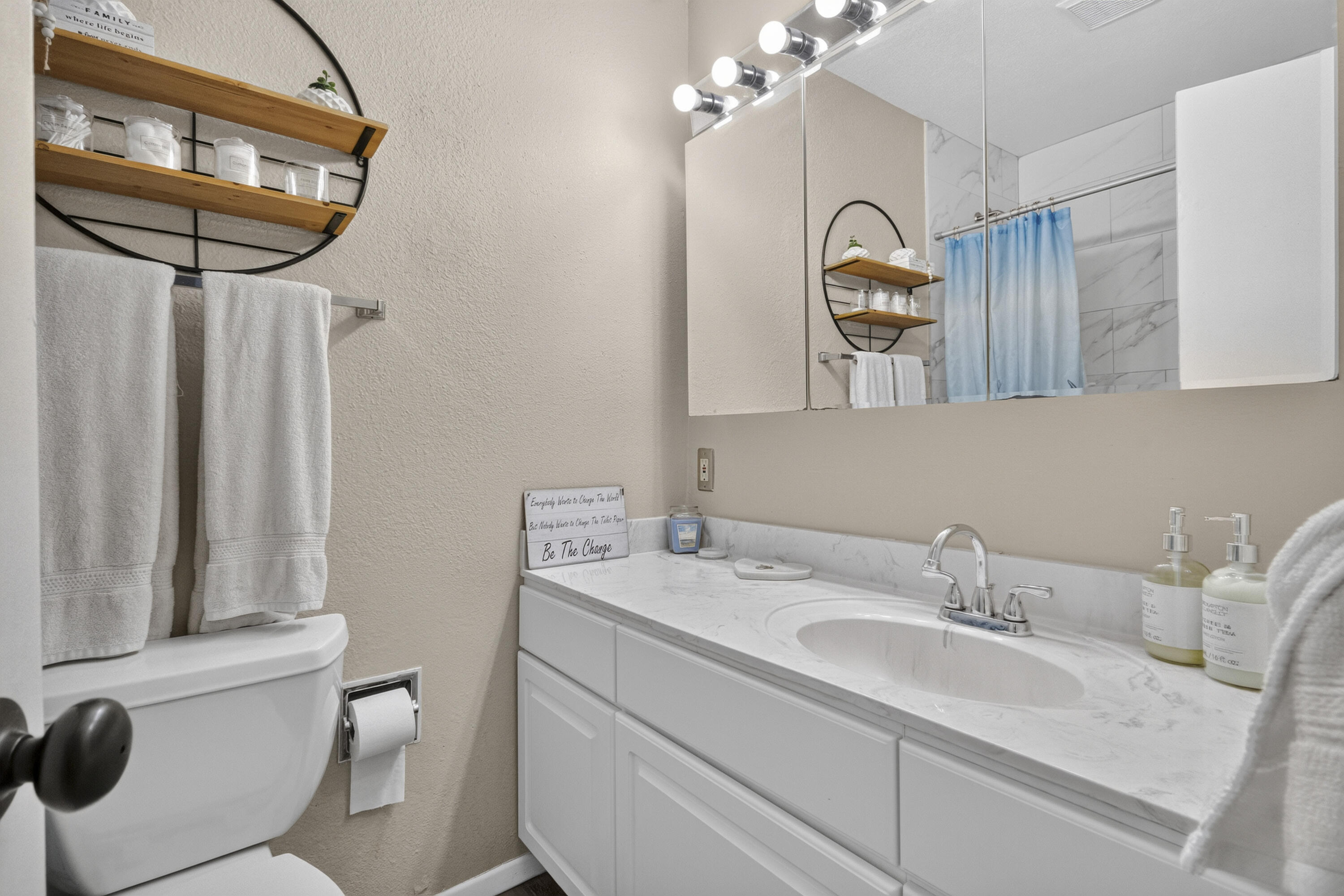 Photo 9 — 4004 Van Buren Street NE