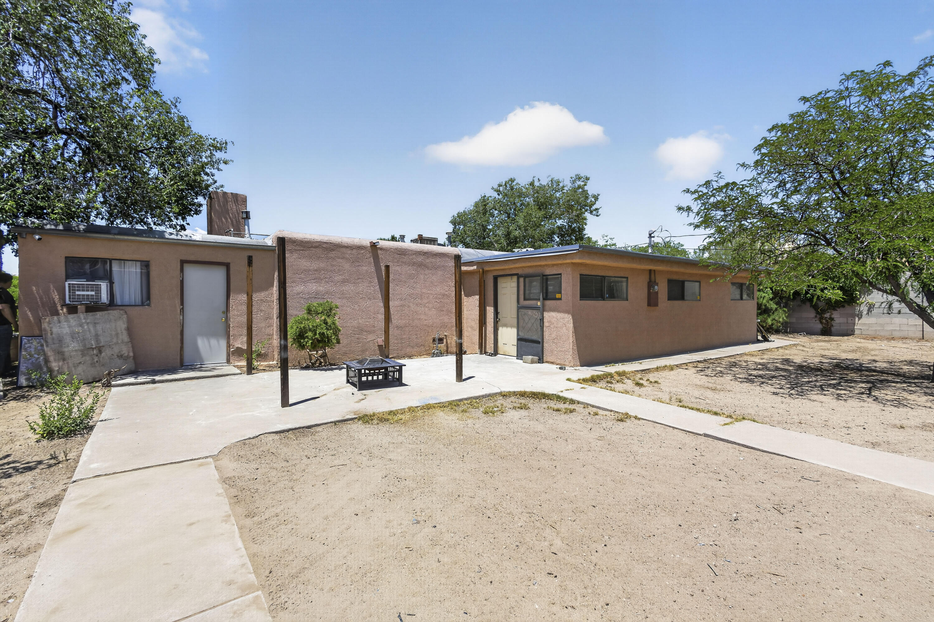 Photo 17 — 4004 Van Buren Street NE