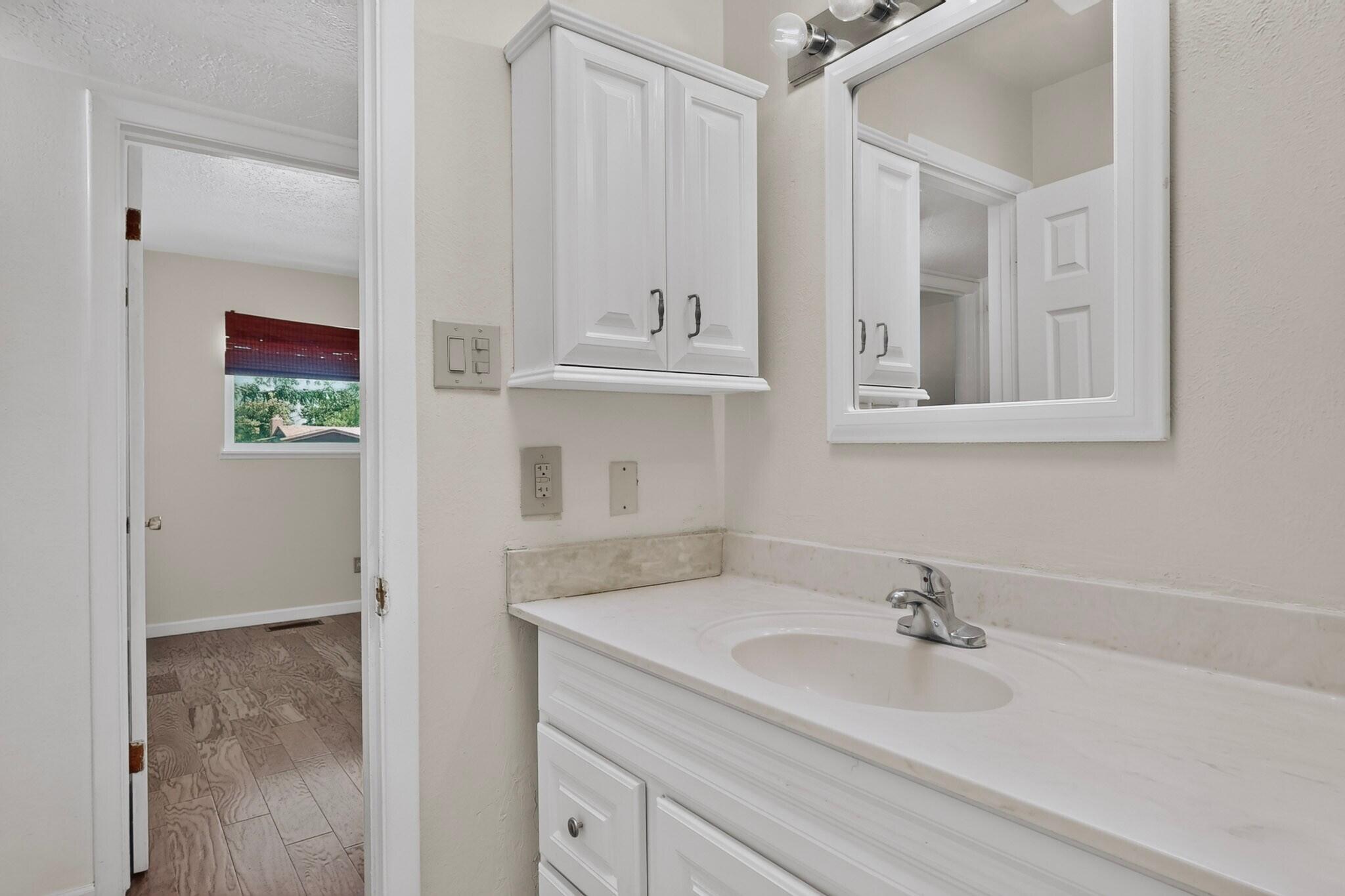 Photo 2 — 9308 Las Calabazillas Road NE