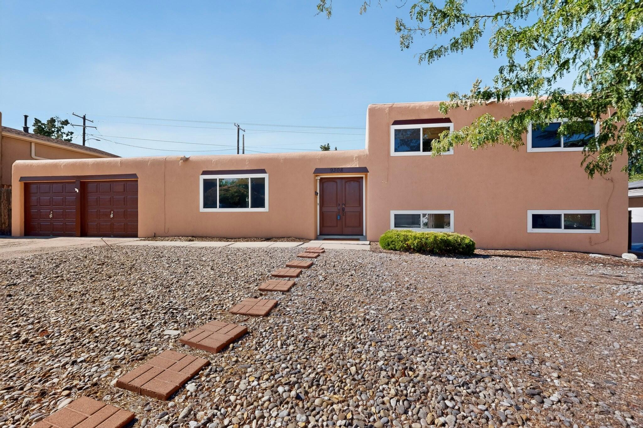 Photo 15 — 9308 Las Calabazillas Road NE