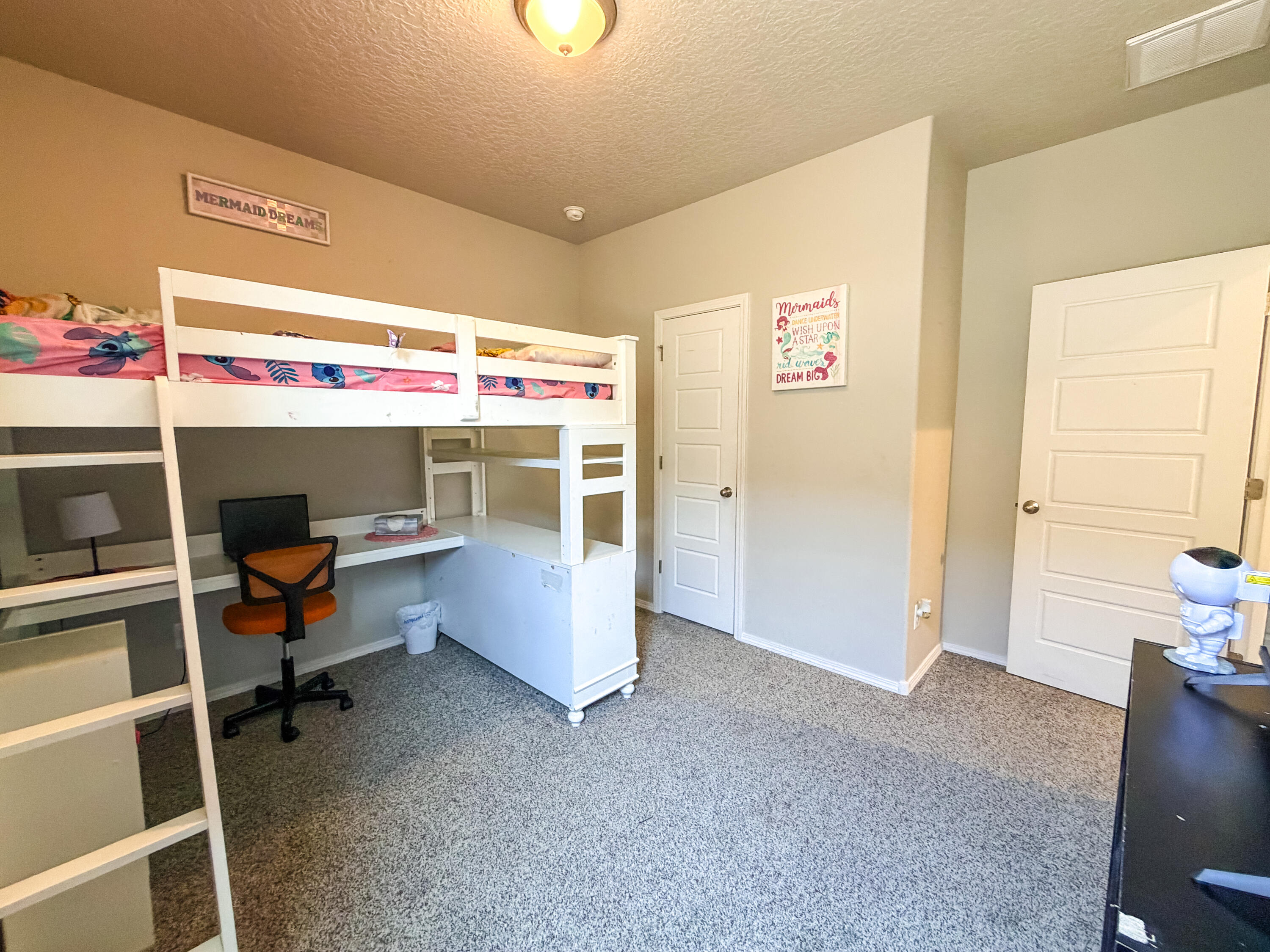 Photo 18 — 10801 Sabino Loop SW