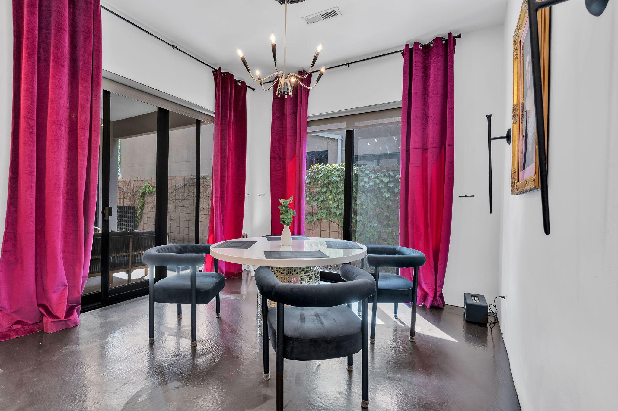 Photo 3 — 1505 San Patricio Avenue SW