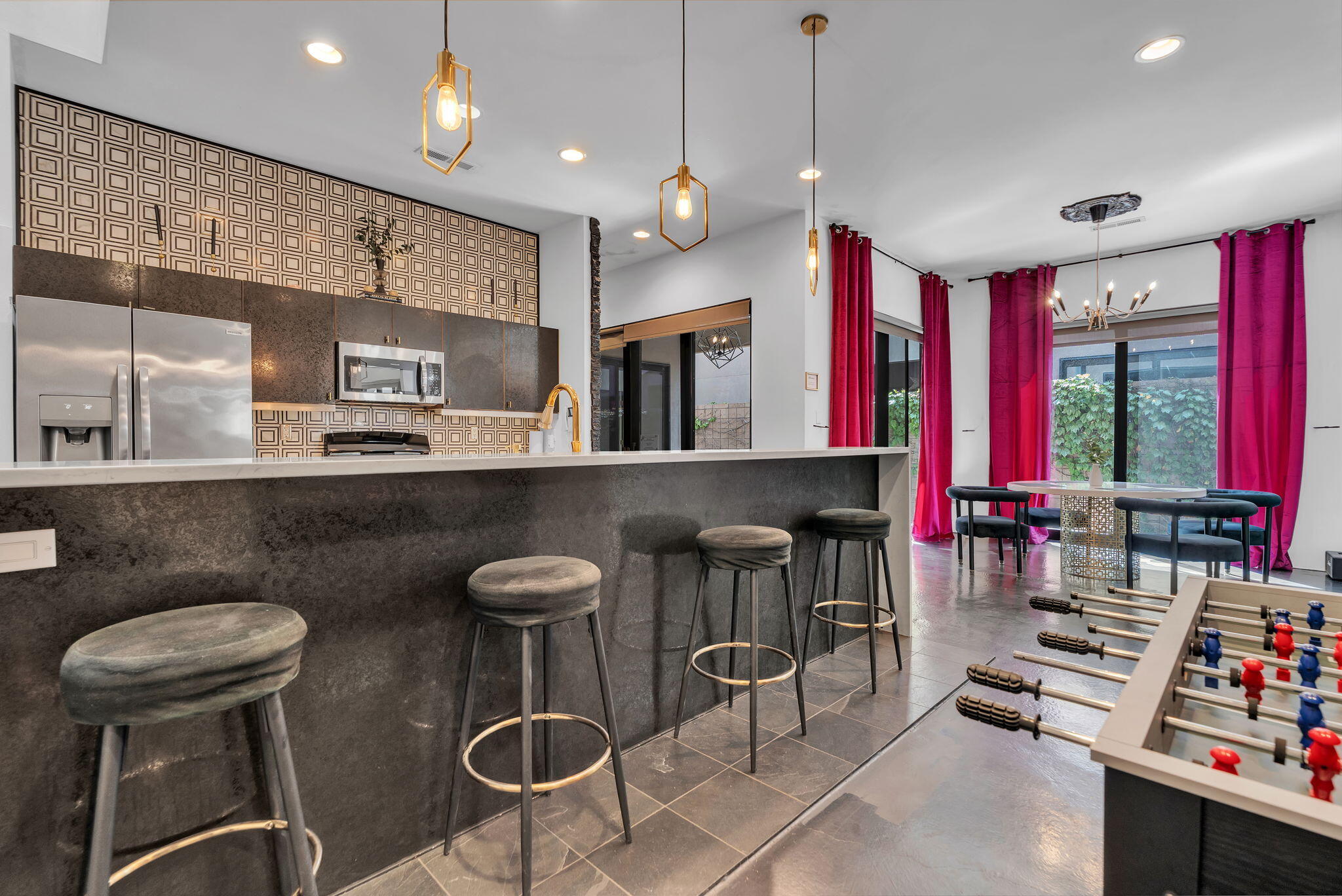 Photo 4 — 1505 San Patricio Avenue SW