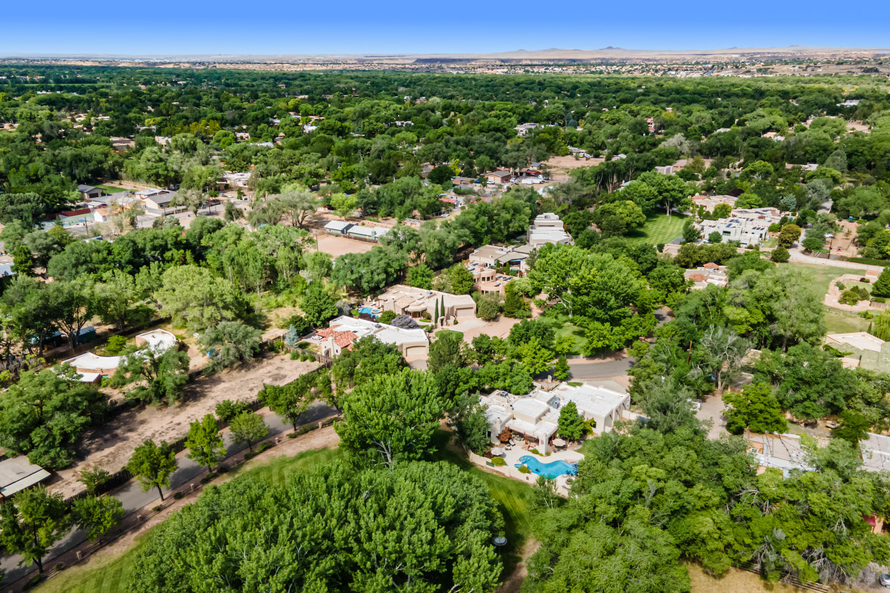 Photo 10 — 705 Los Prados De Guadalupe Drive NW