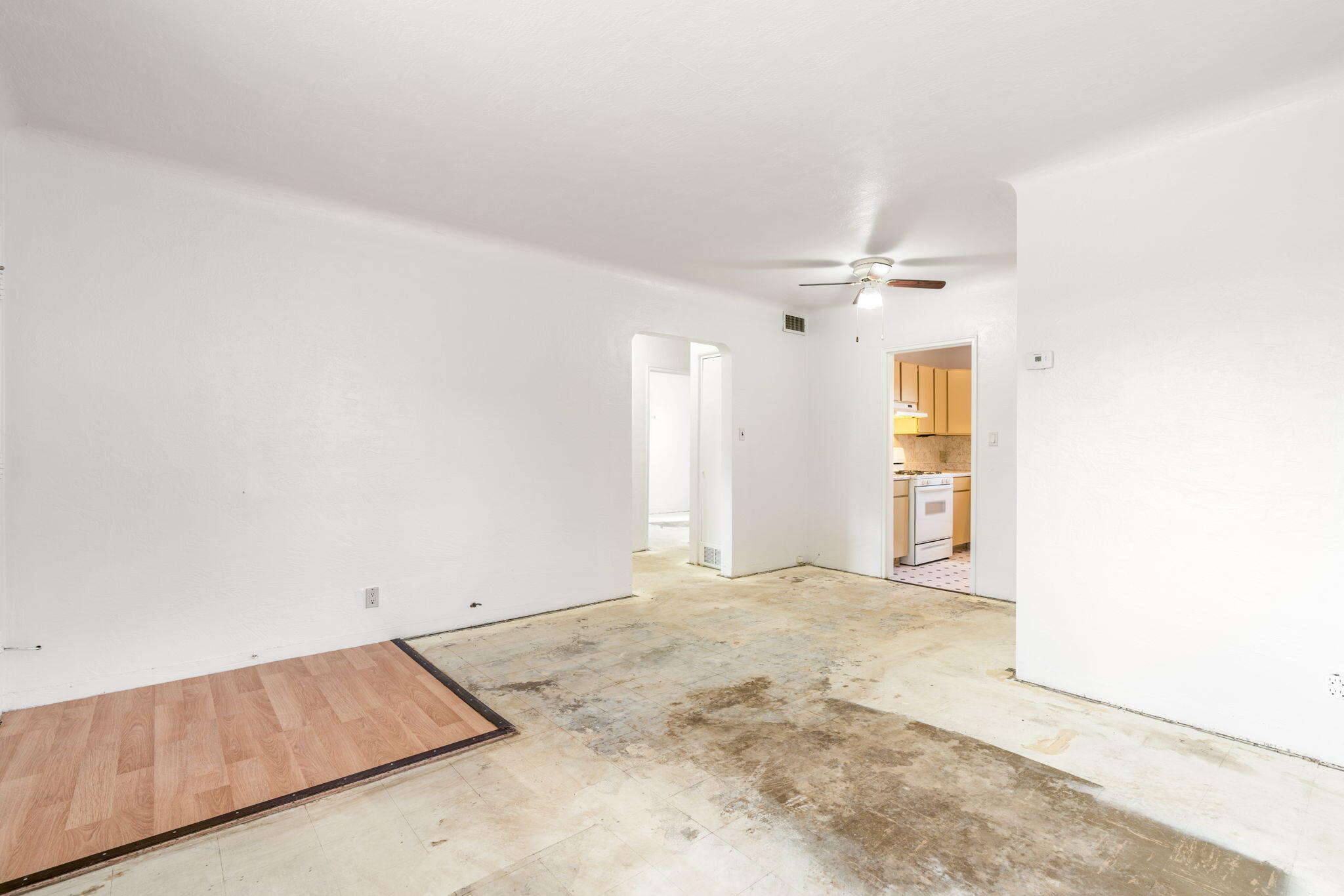 Photo 14 — 2721 Bel Air Drive NE