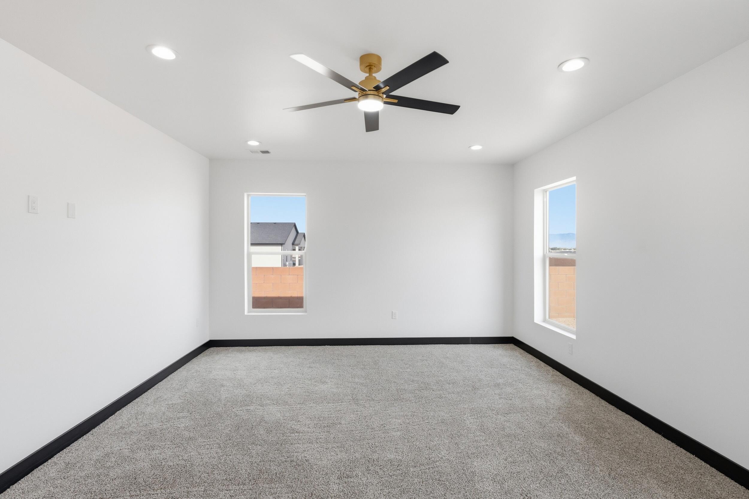 Photo 18 — 404 Northern Boulevard NE