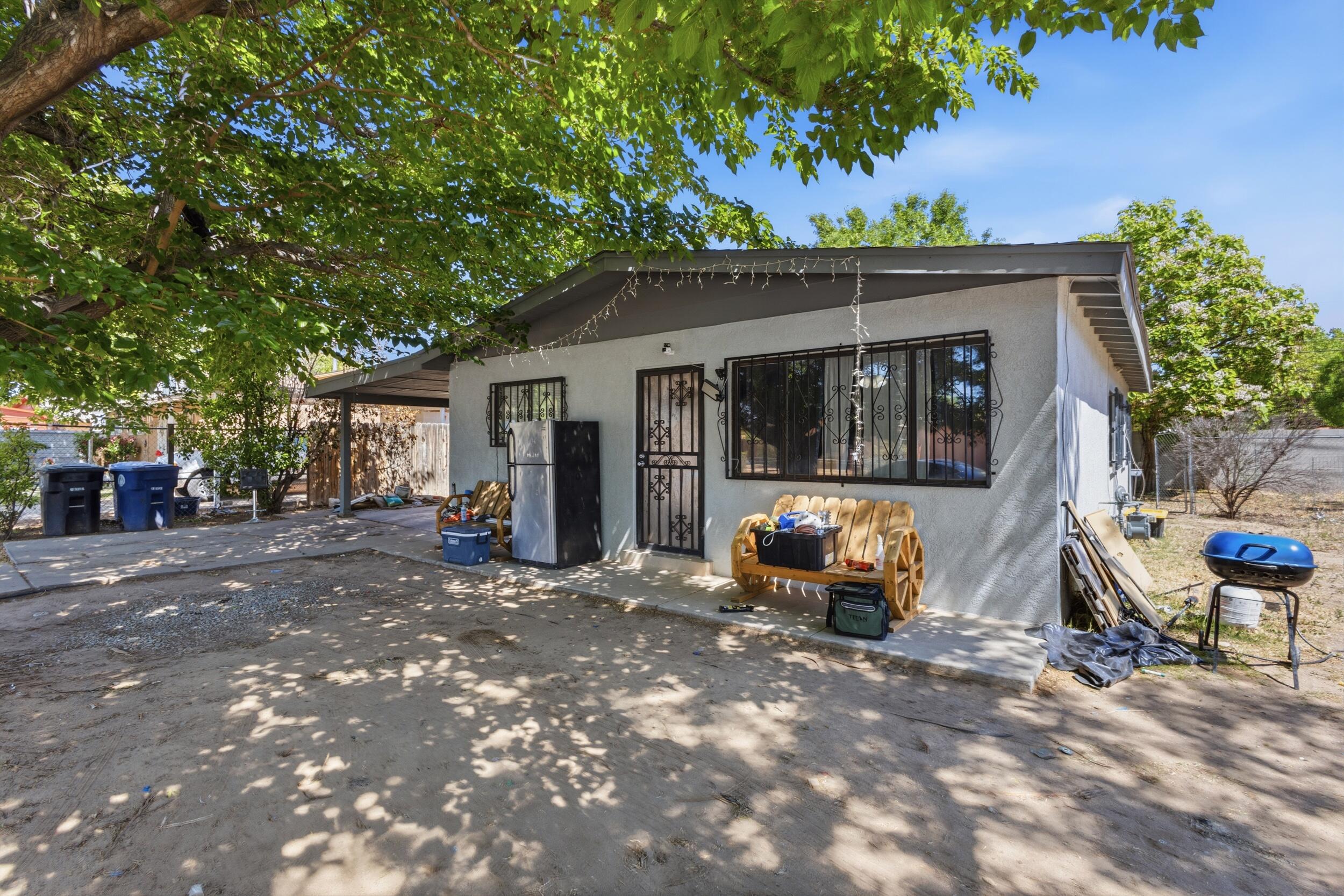 4621 Glendale Place NW, Albuquerque, NM 87105