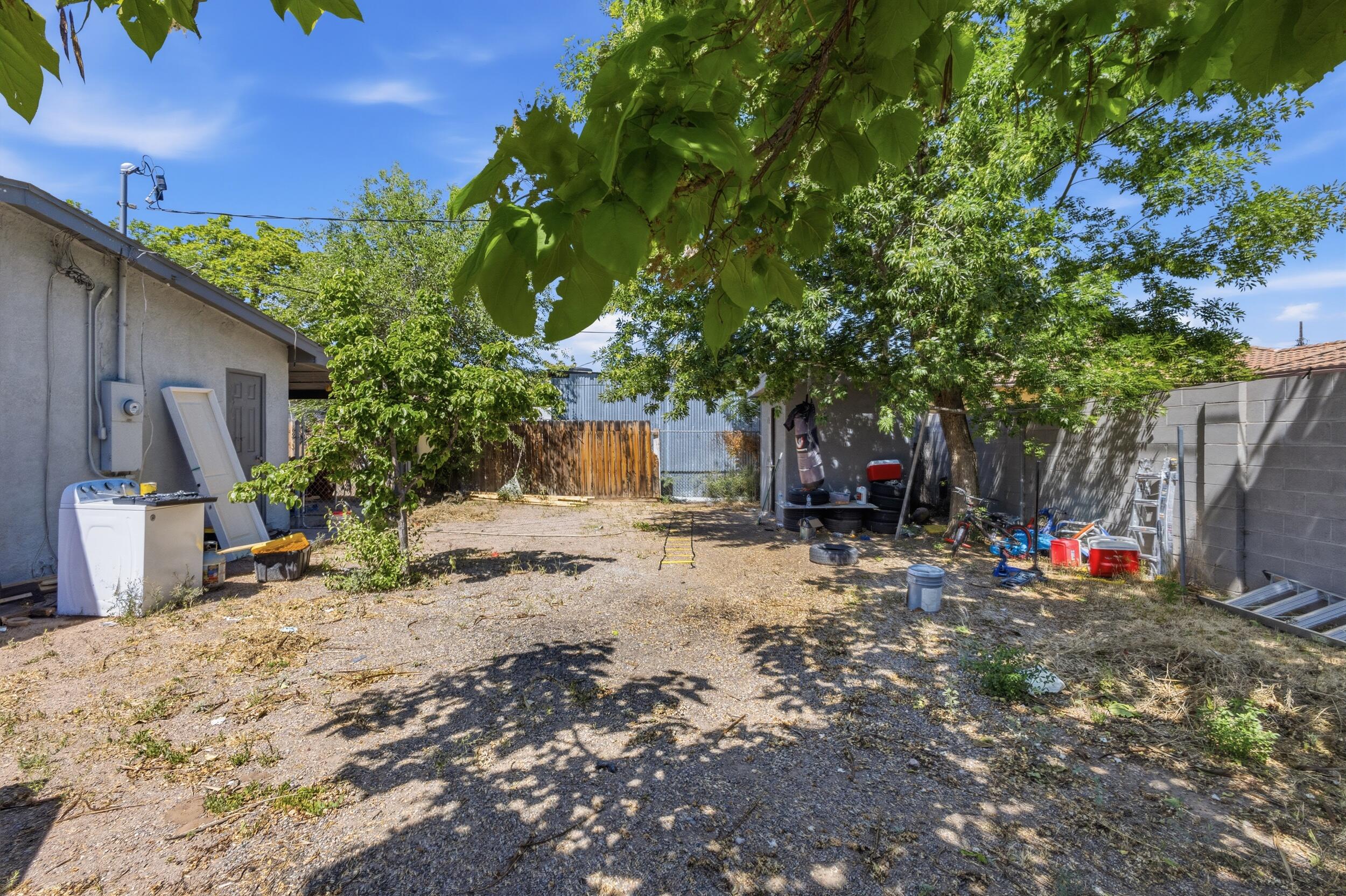 Photo 3 — 4621 Glendale Place NW