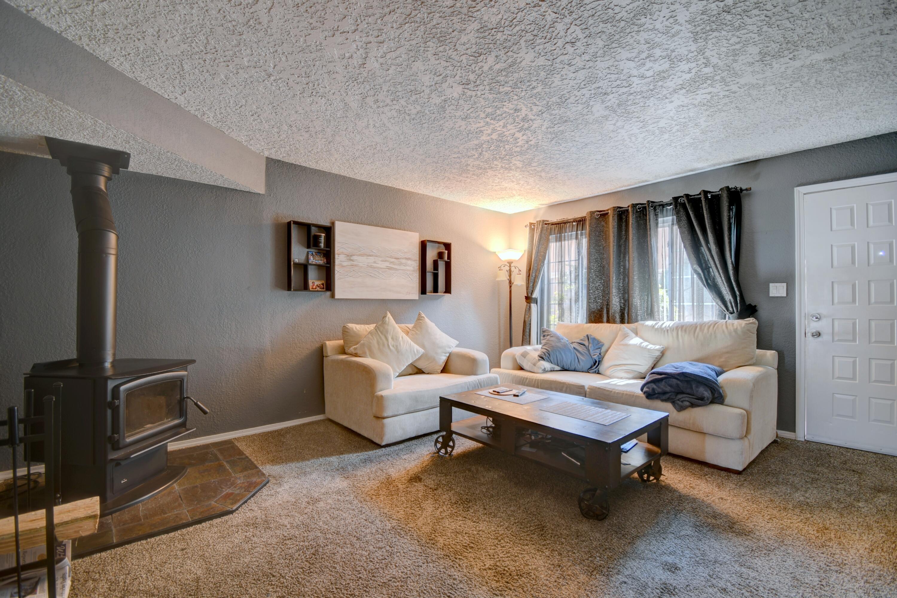 Photo 14 — 6041 Sequoia Road NW APT B12