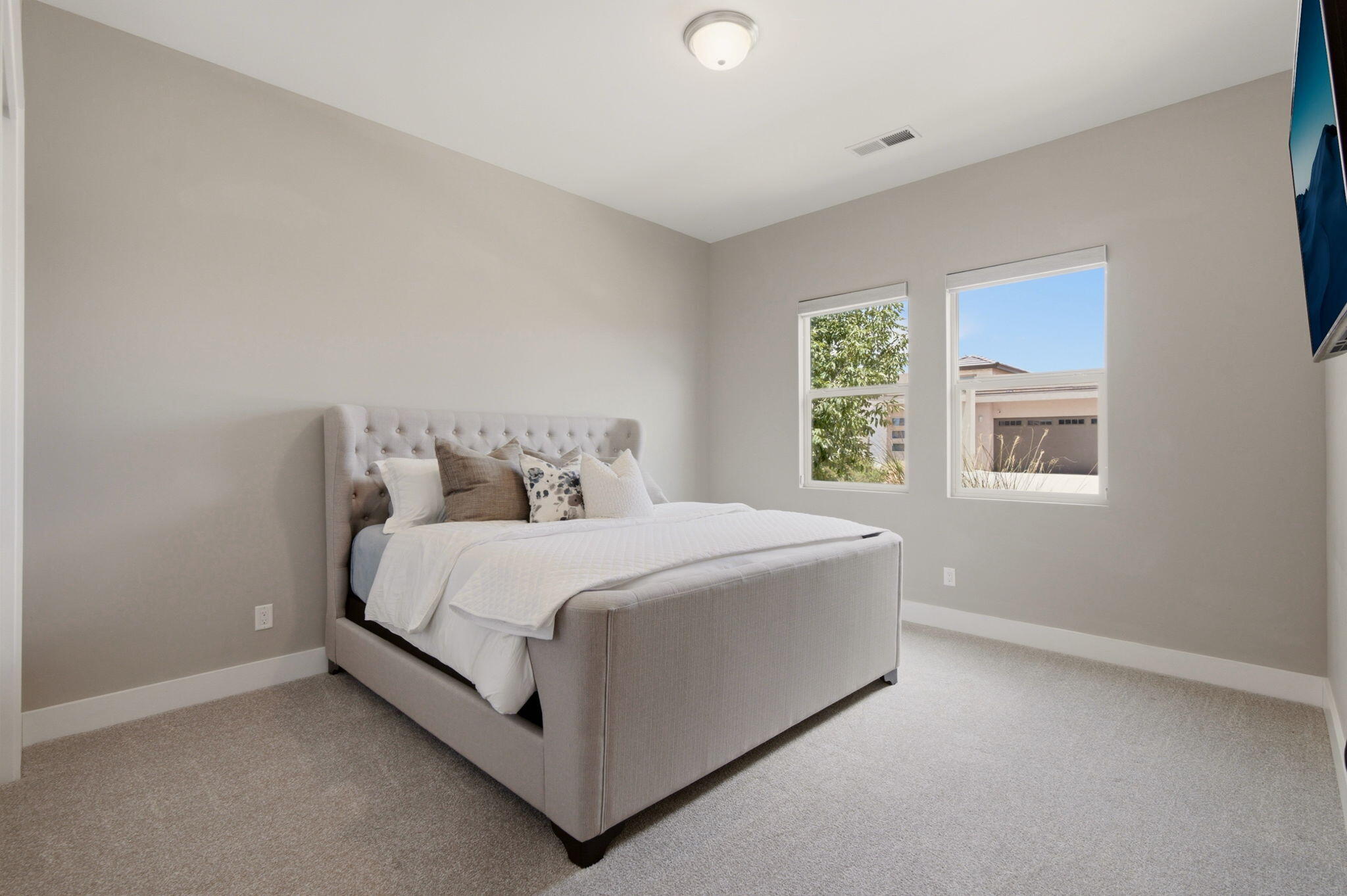 Photo 7 — 7907 Tiburon Hills Drive NW