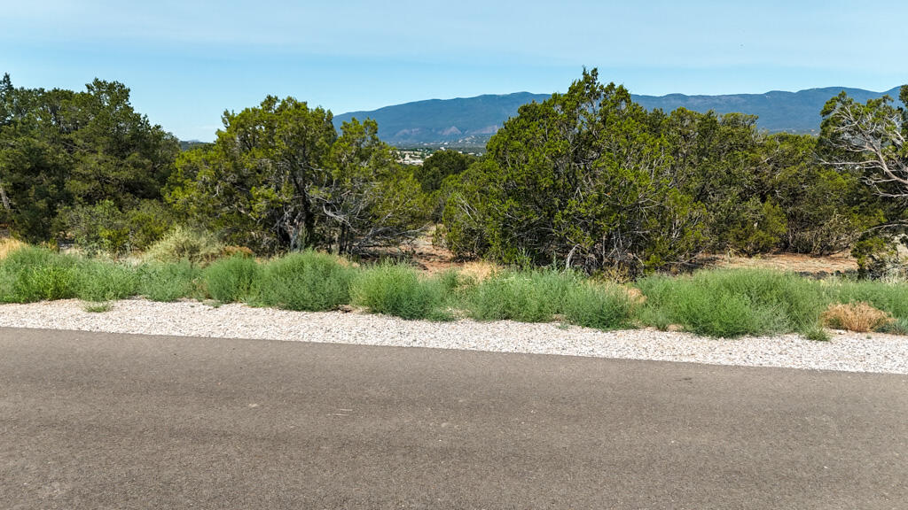 137 Prestige Drive, Tijeras, NM