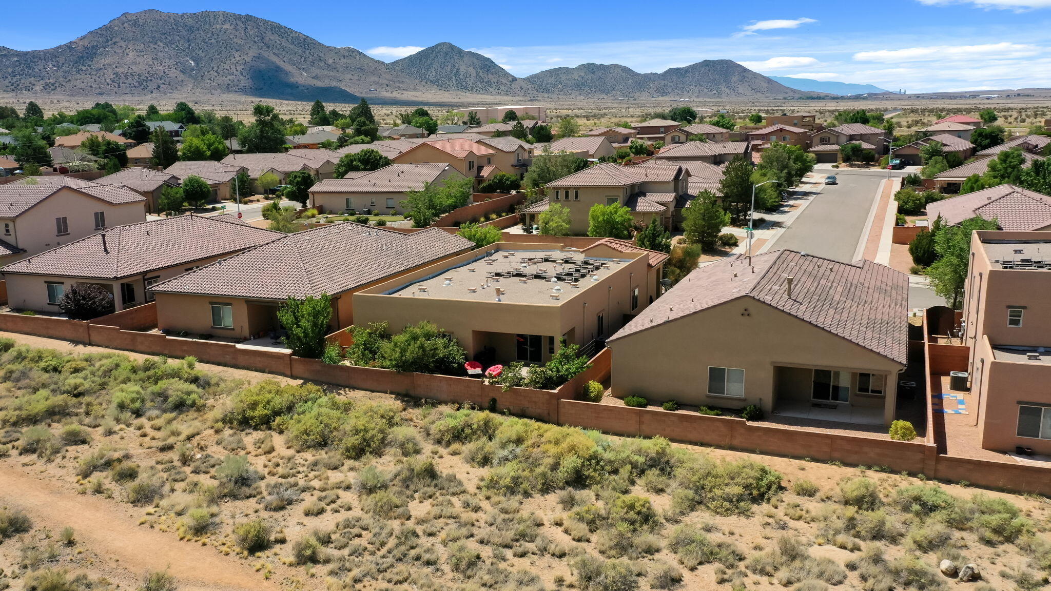 Photo 4 — 12115 Aqueduct Road SE