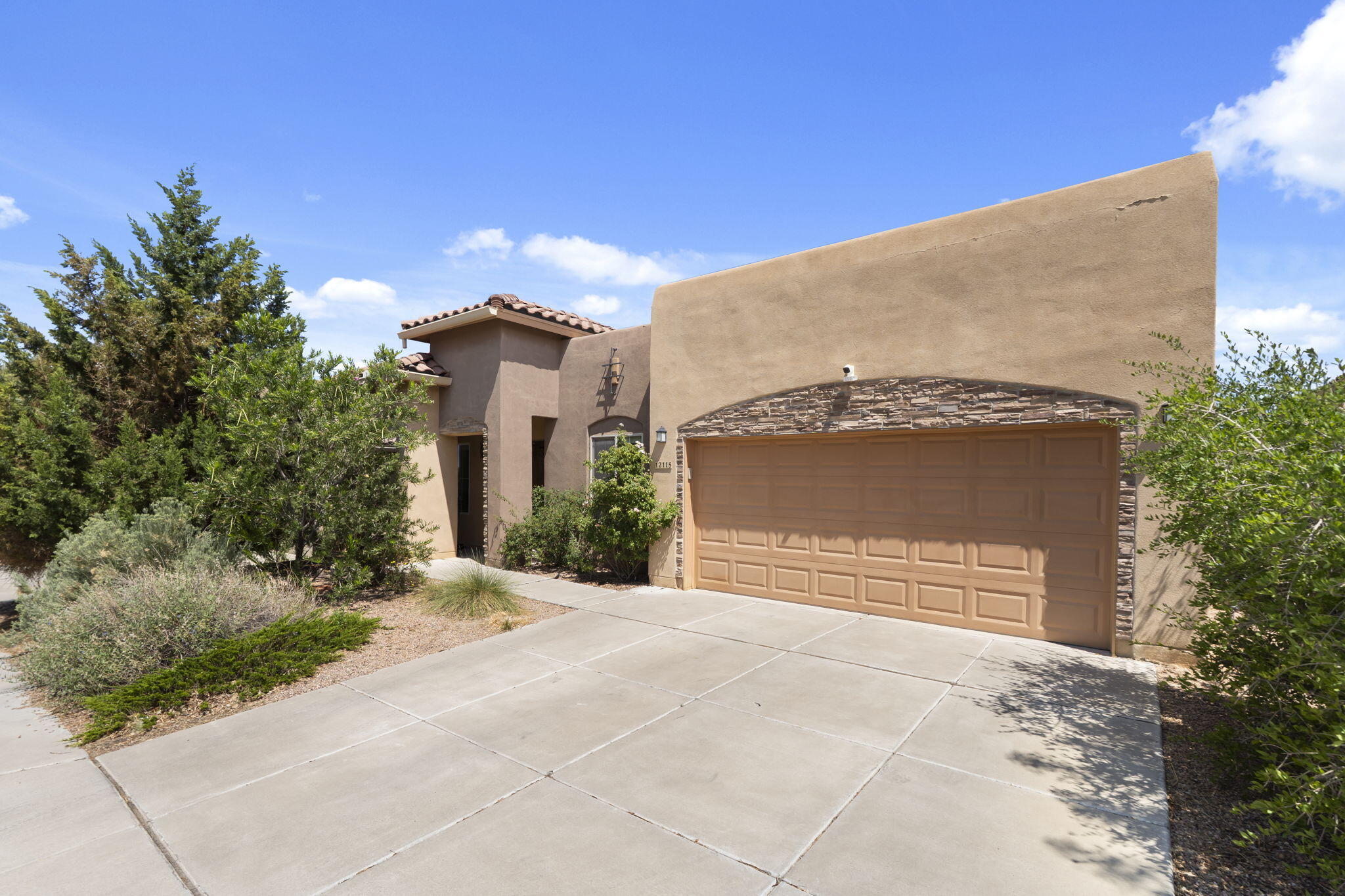 Photo 3 — 12115 Aqueduct Road SE