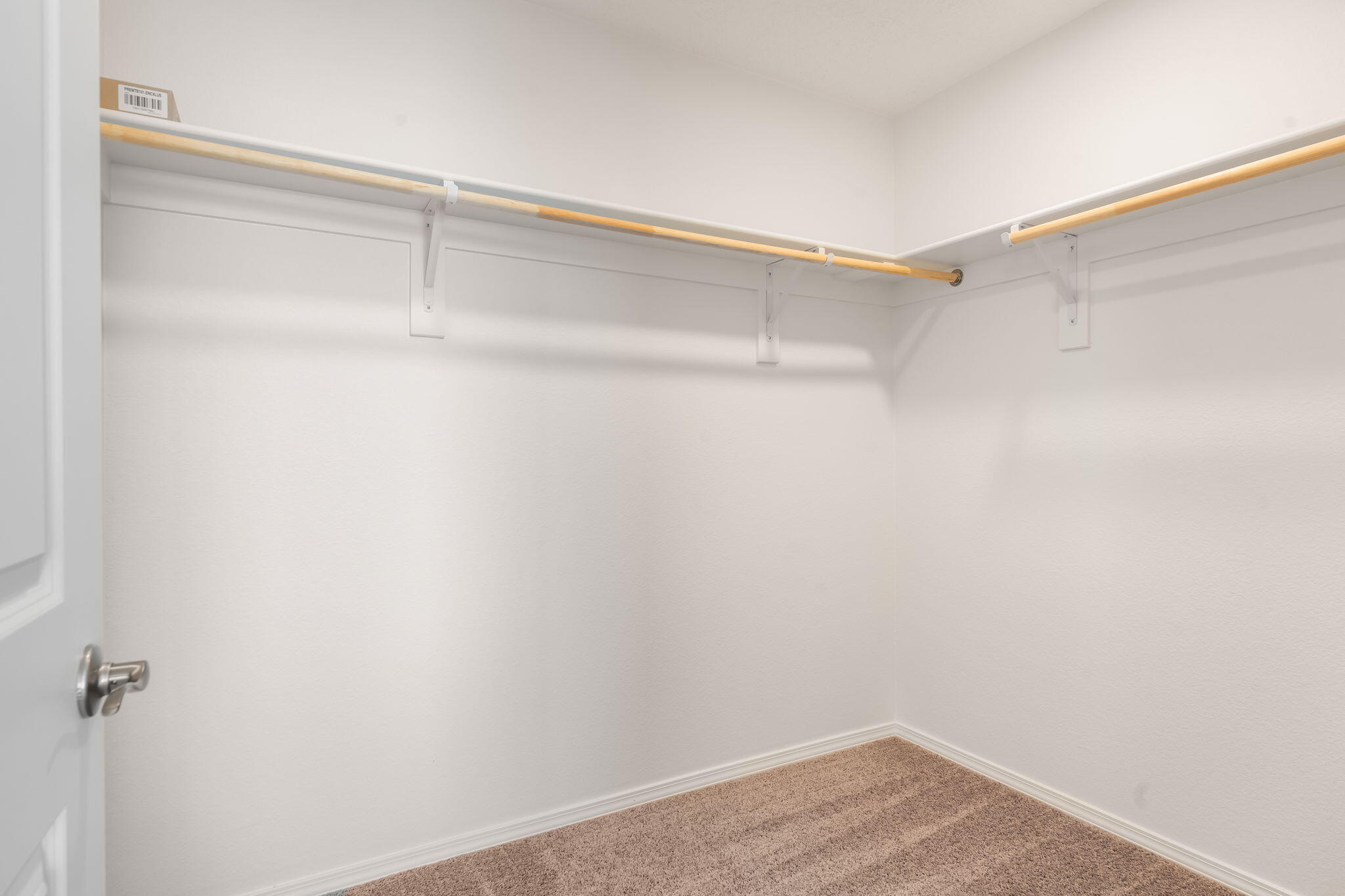 Photo 17 — 8940 Mountain Ash Avenue SW
