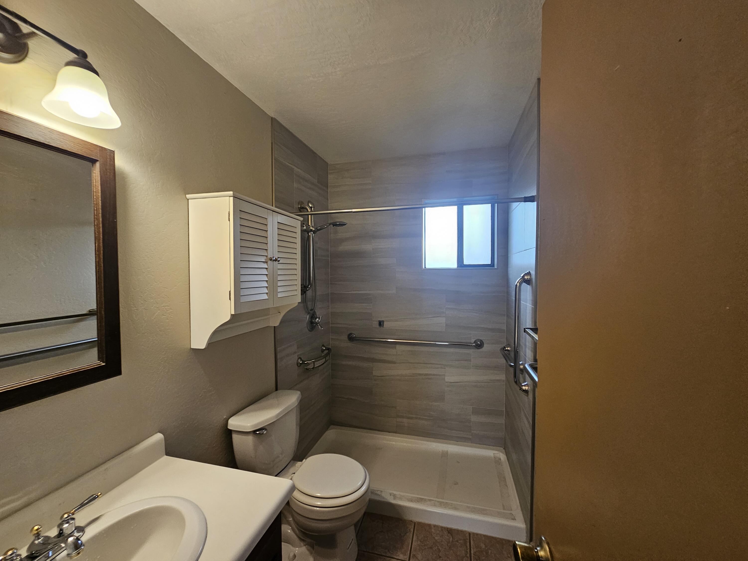 Photo 13 — 516 Sanchez Road NW