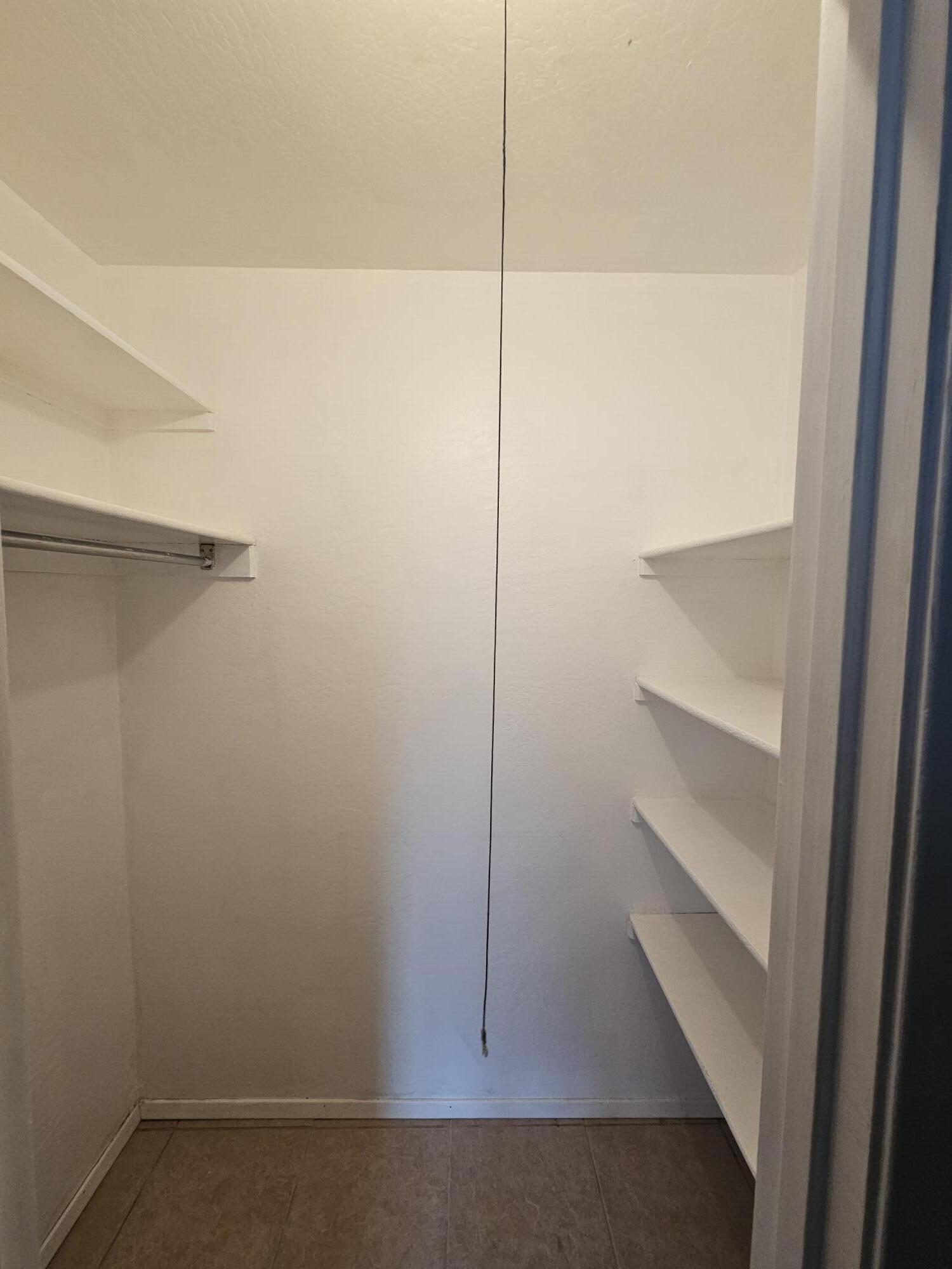 Photo 7 — 516 Sanchez Road NW