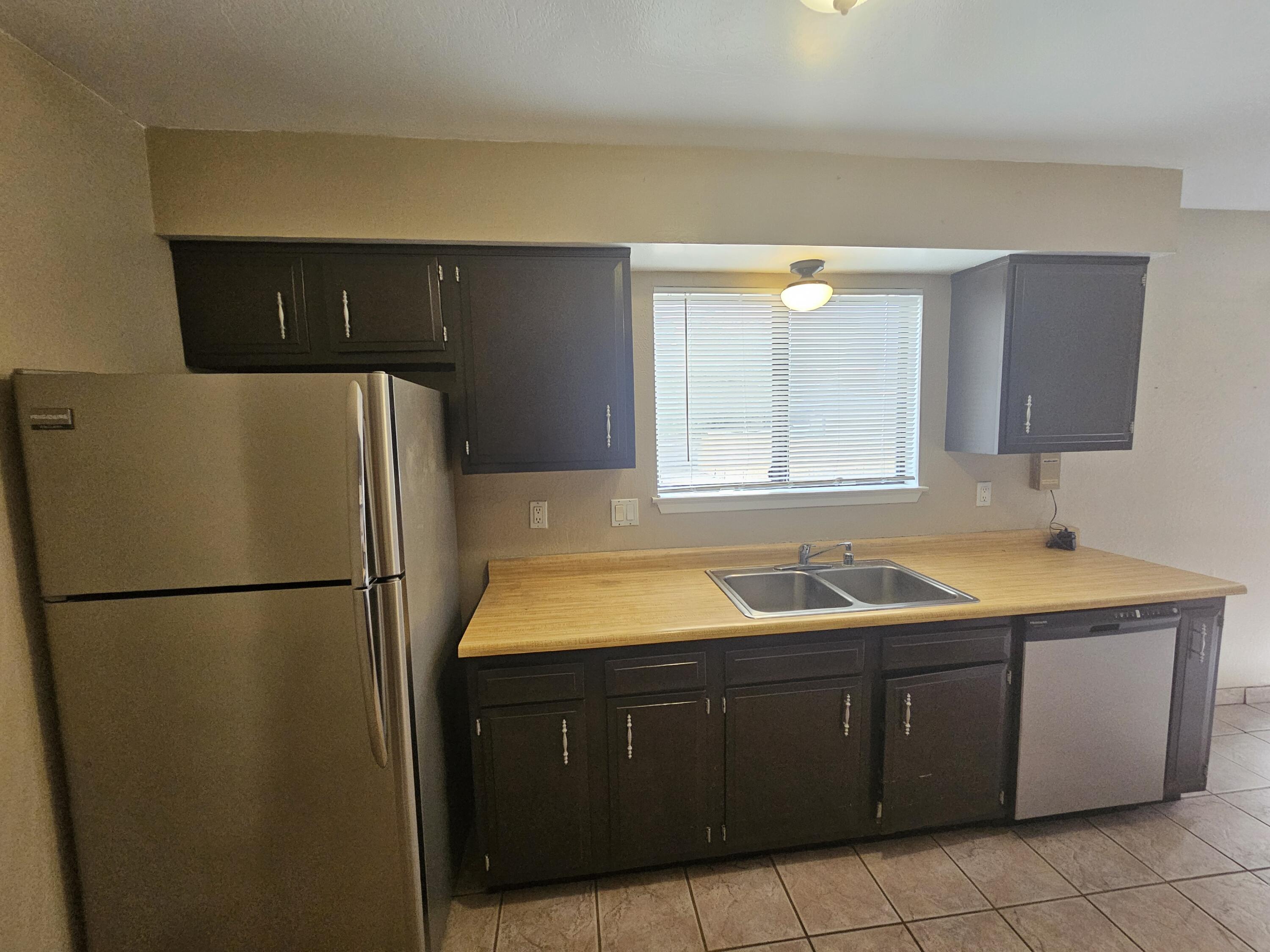 Photo 18 — 516 Sanchez Road NW