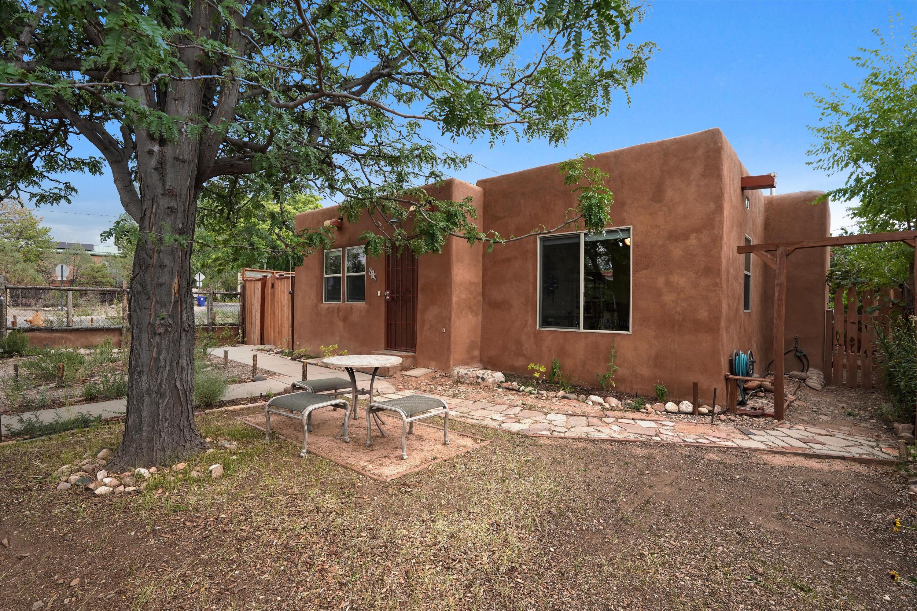 Photo 3 — 912 Alto Street