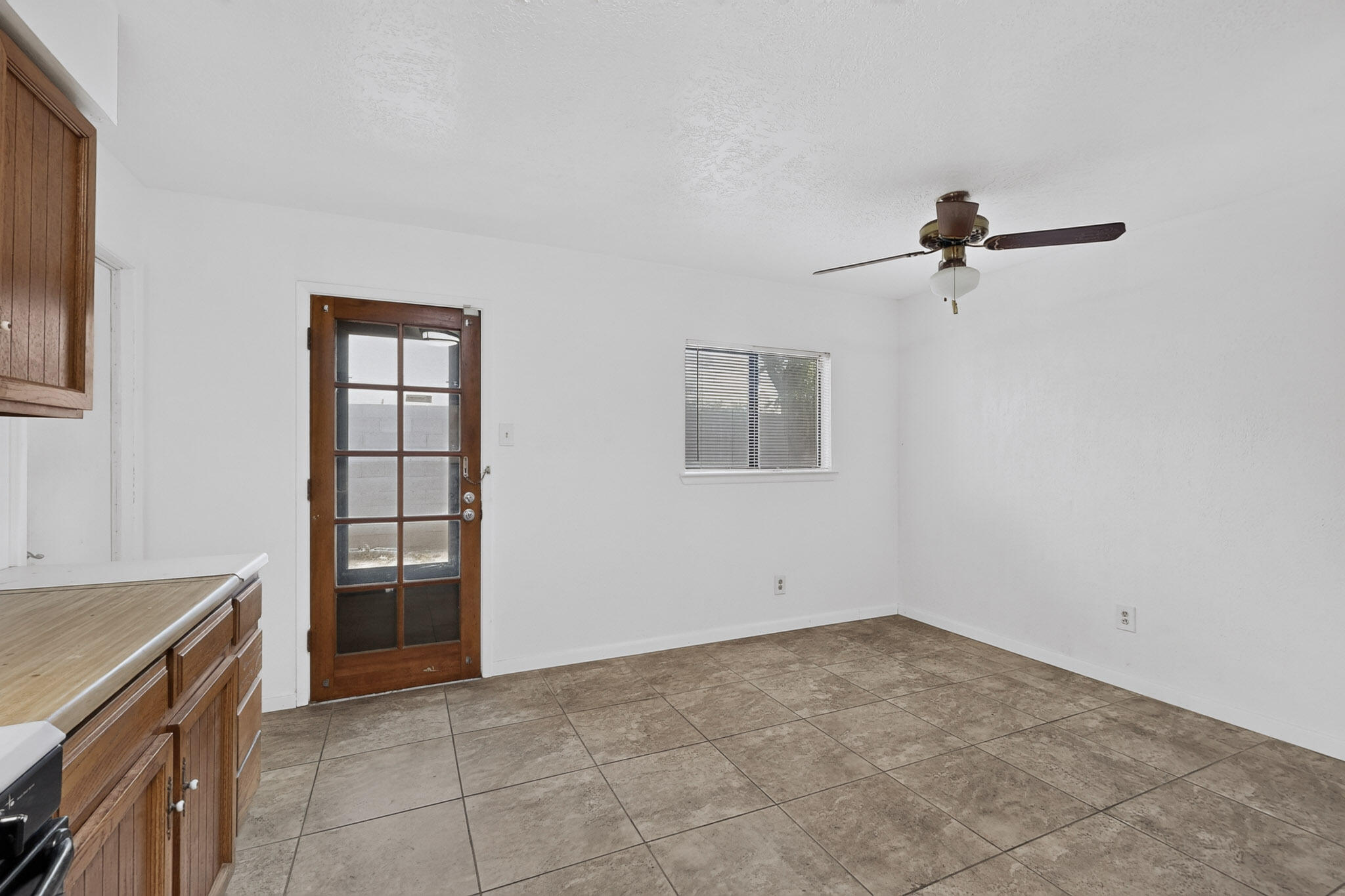 Photo 11 — 12100 Grand Avenue NE