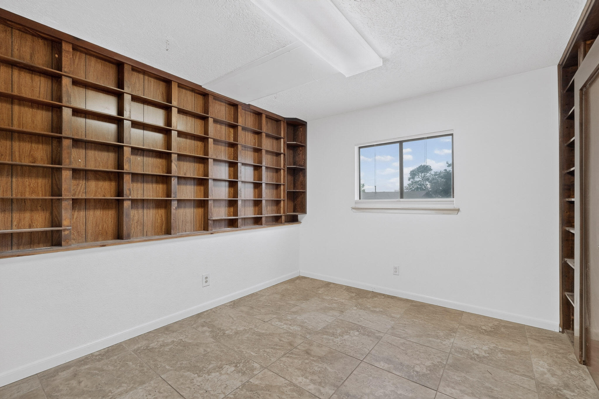 Photo 8 — 12100 Grand Avenue NE