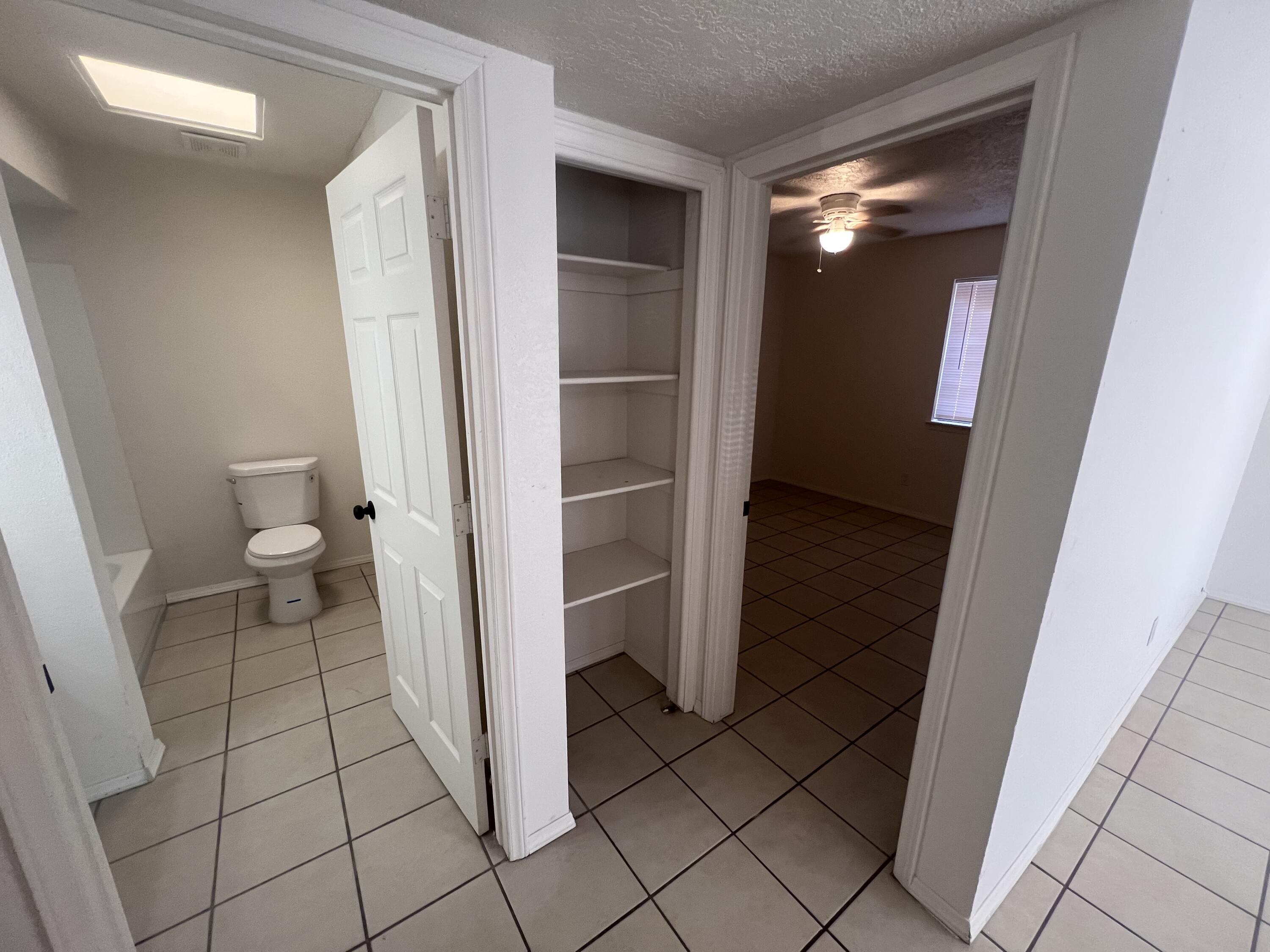 Photo 8 — 1005 Dickerson Drive SE A