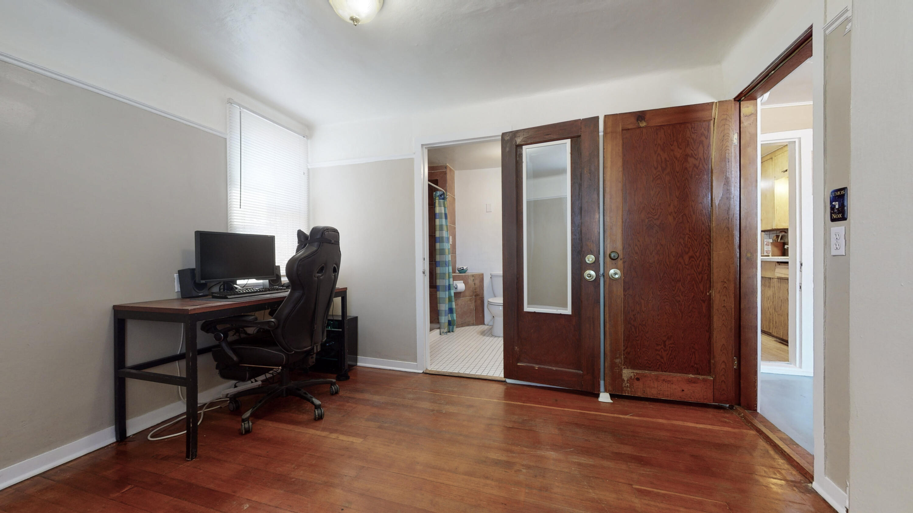 Photo 14 — 427 Headingly Avenue NW