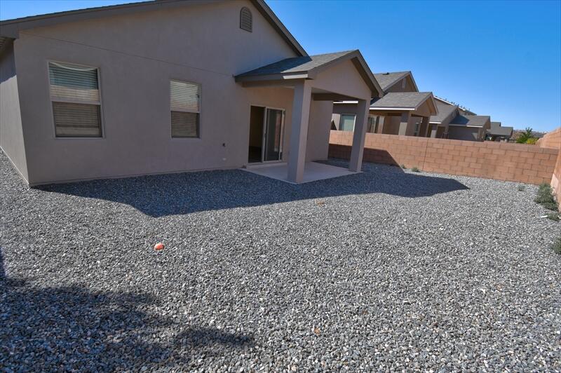 Photo 5 — 2590 Camino Plata Loop NE