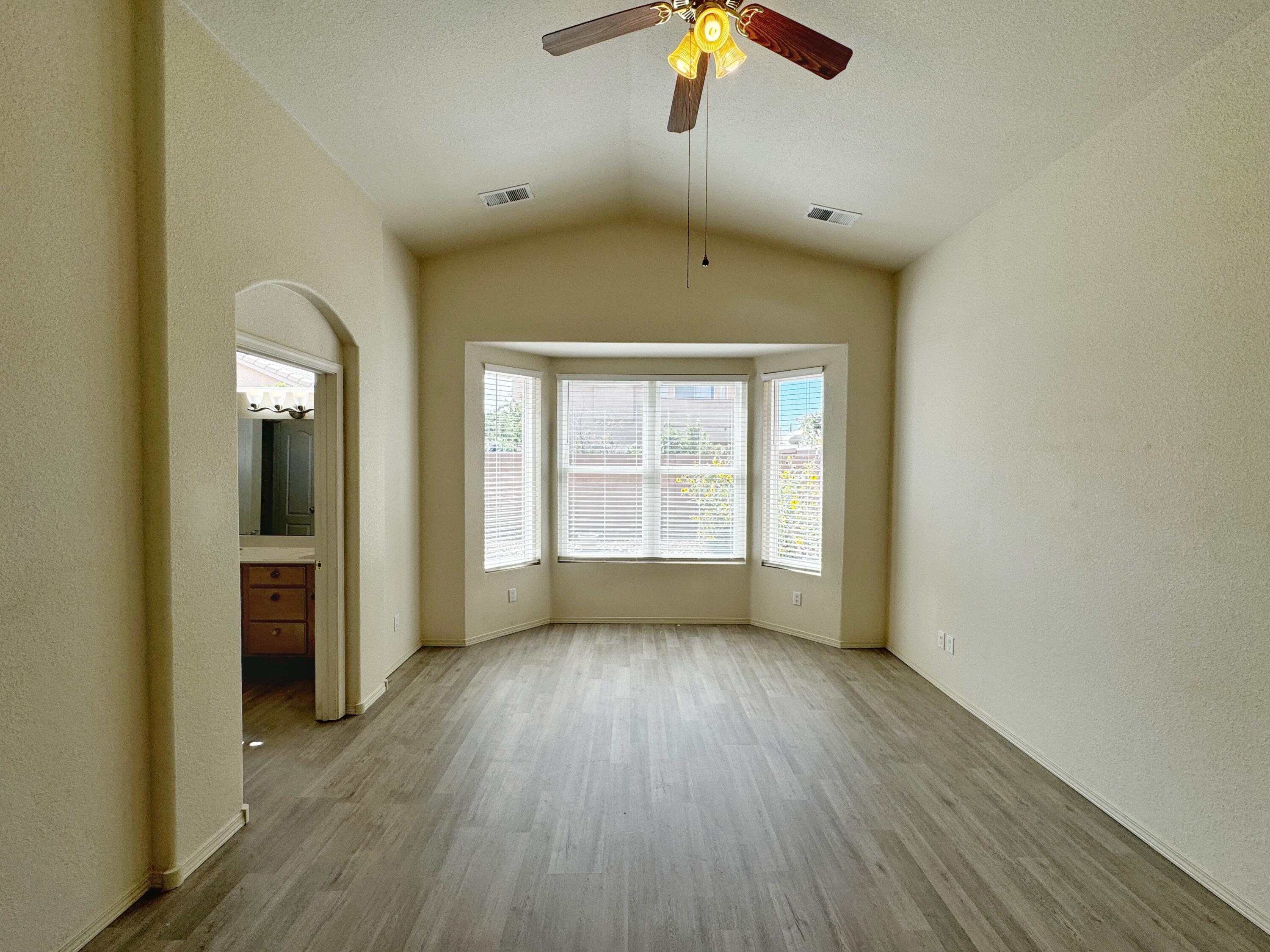 Photo 12 — 7152 Elk Creek Road NE
