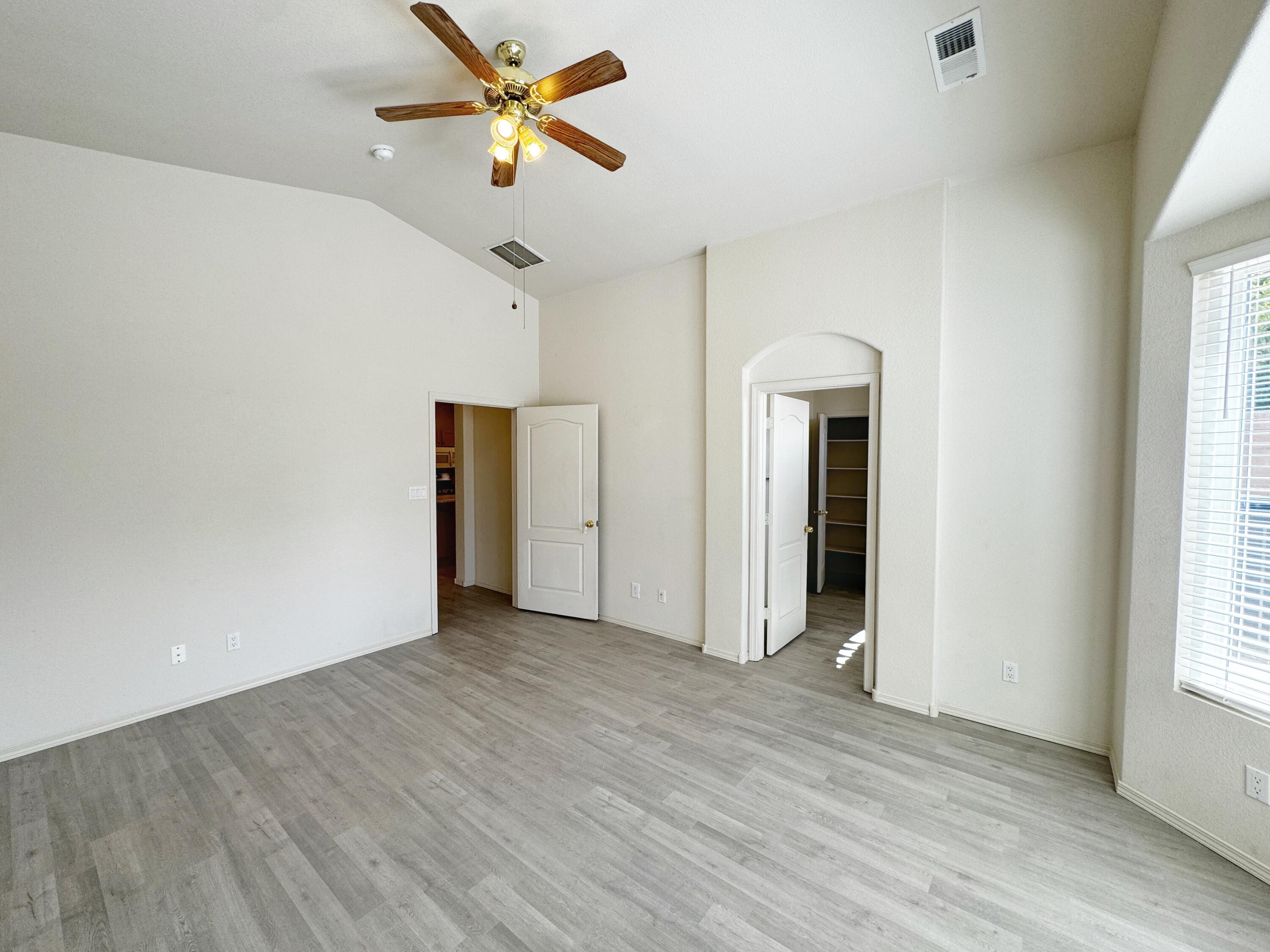 Photo 14 — 7152 Elk Creek Road NE