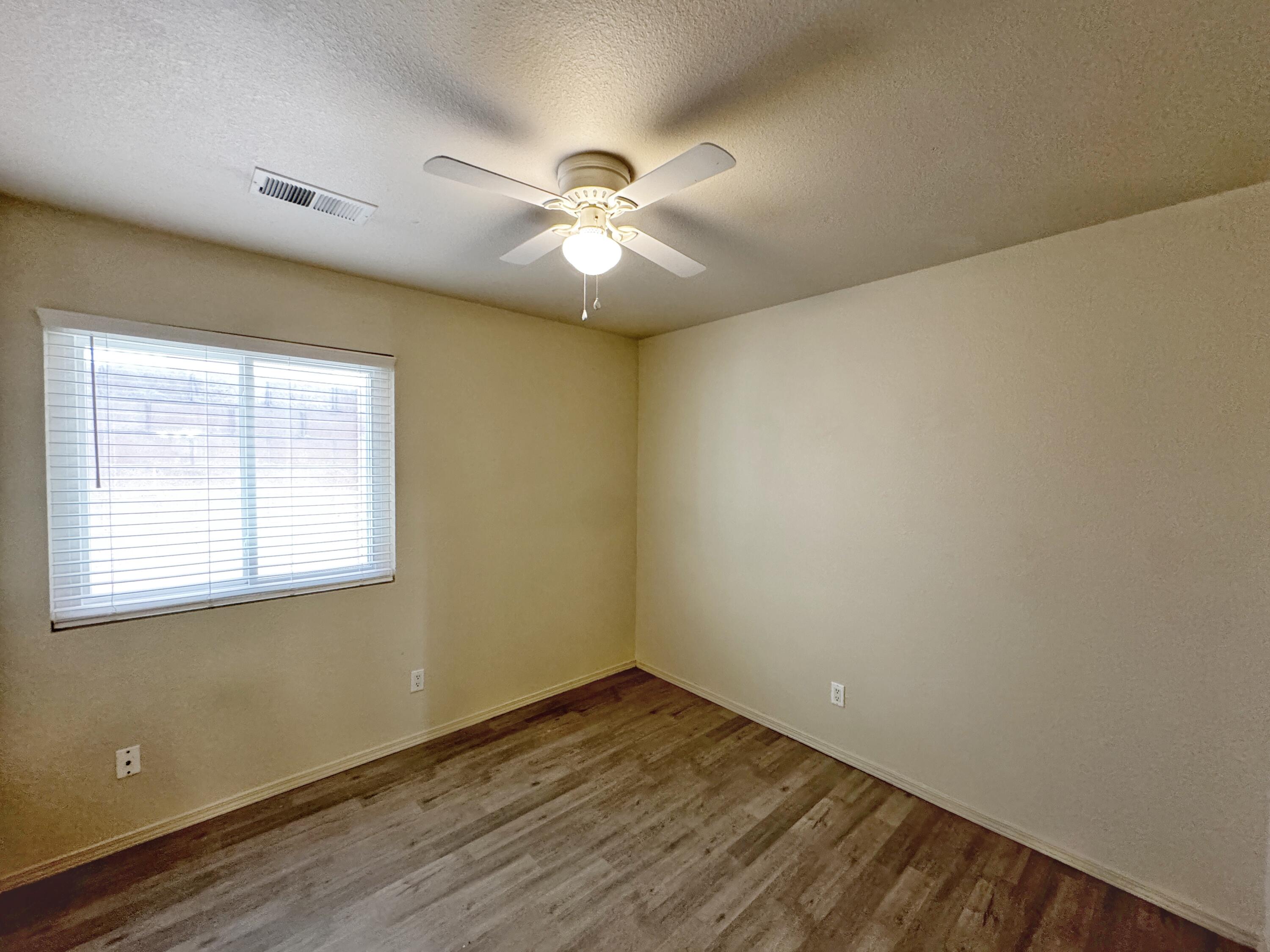 Photo 2 — 7152 Elk Creek Road NE
