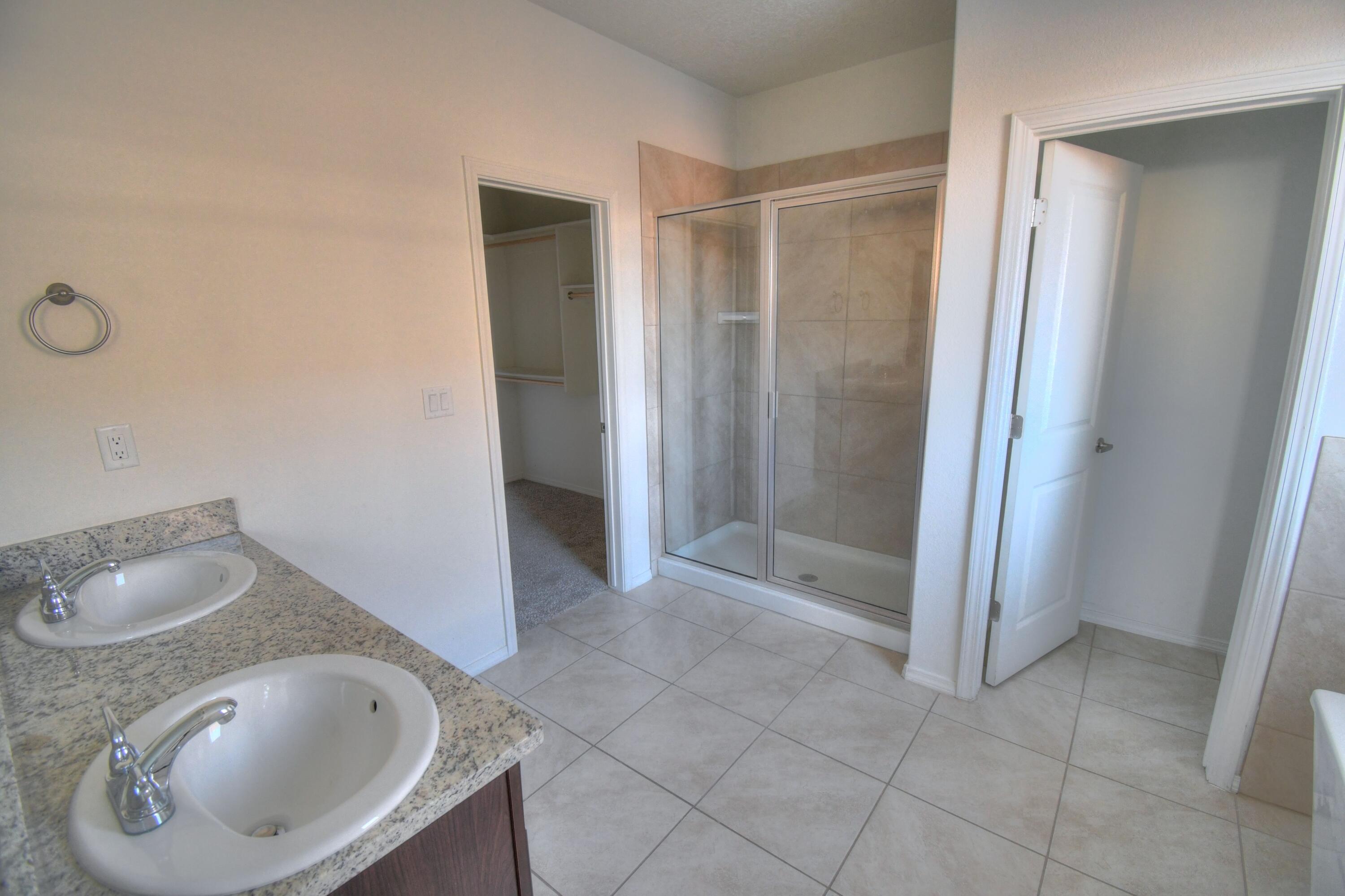 Photo 4 — 6244 Harrier Hawk Drive NE