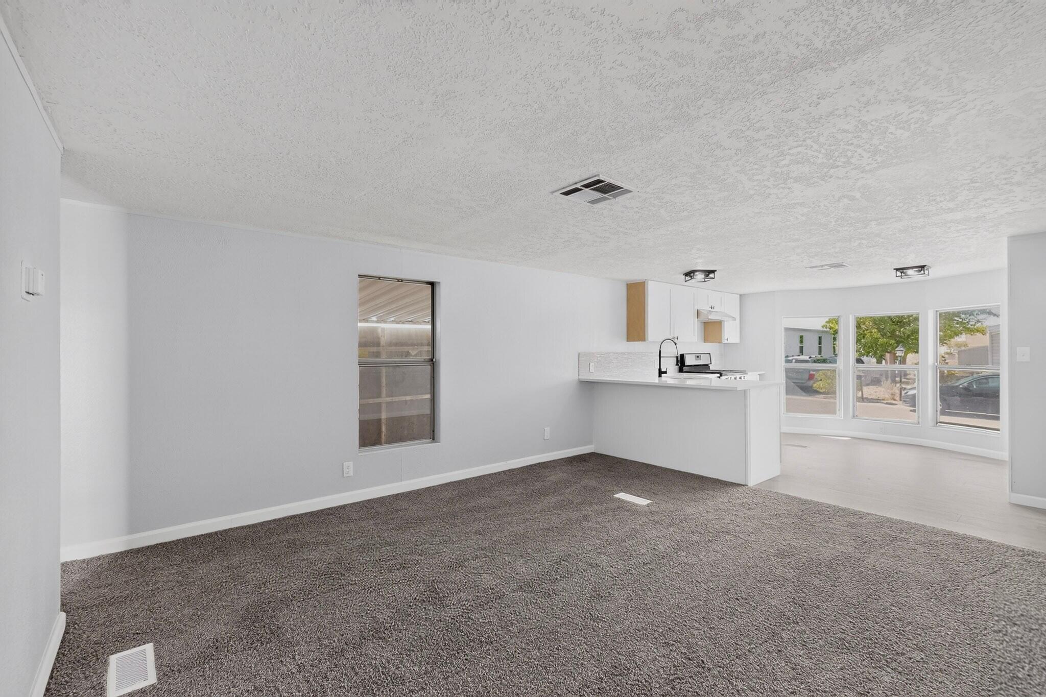 Photo 15 — 8405 Hager Avenue SE